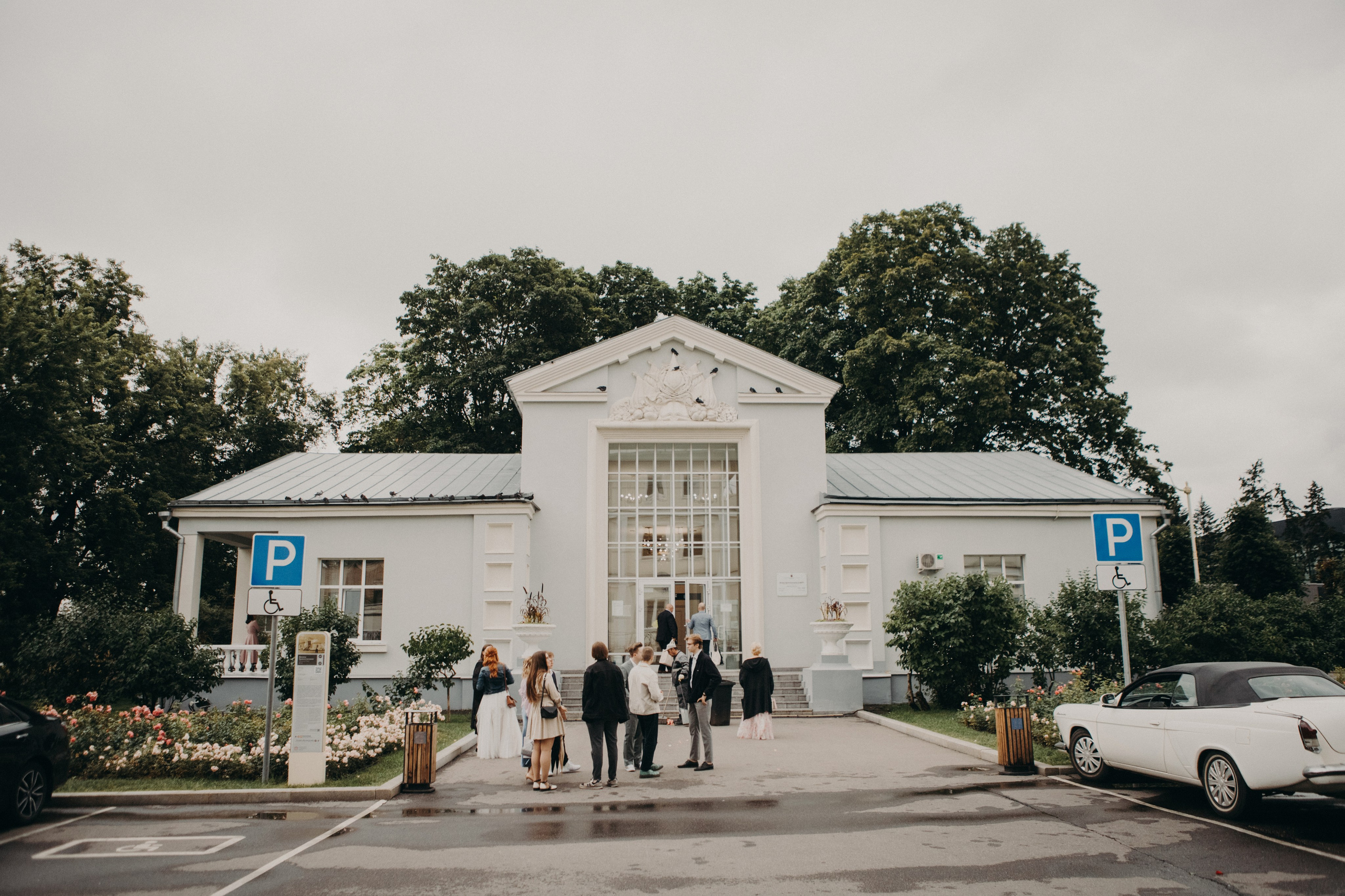 Места для свадебной прогулки Москва. Свадебное фото и видео Москва Кристина Музыка