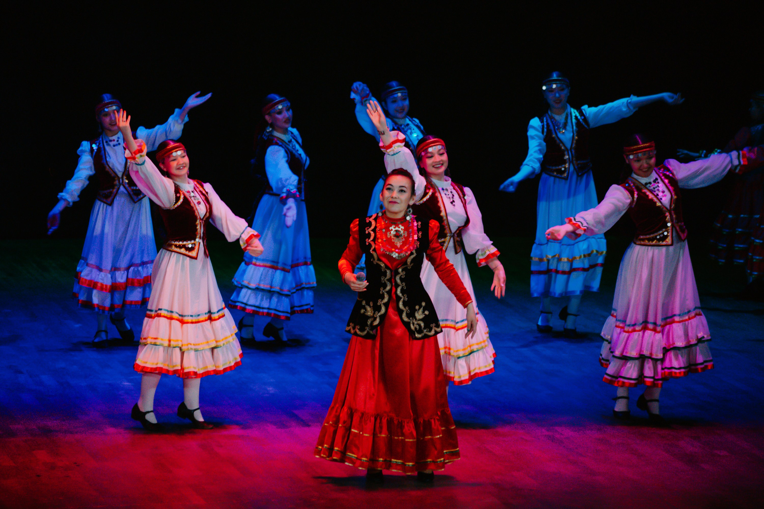 «Уральский сувенир». Концерт танцевальной студии. Фотограф в Челябинске Ополихина Анна