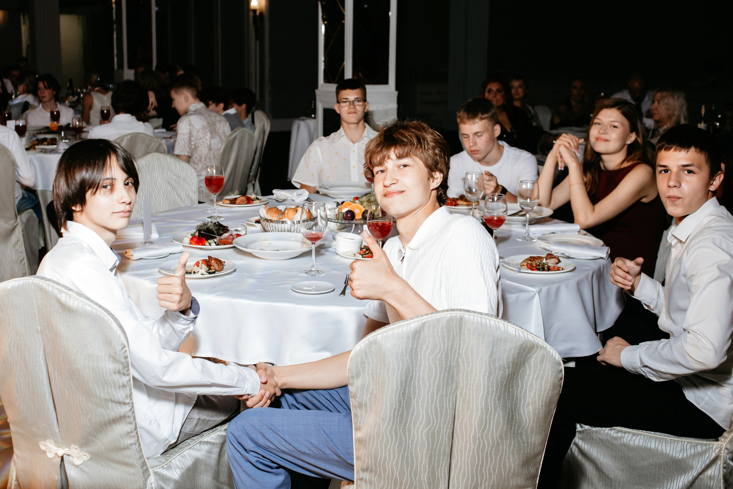 Выпускной 2025 (9класс) 124 школа. Фотограф в Челябинске Ополихина Анна