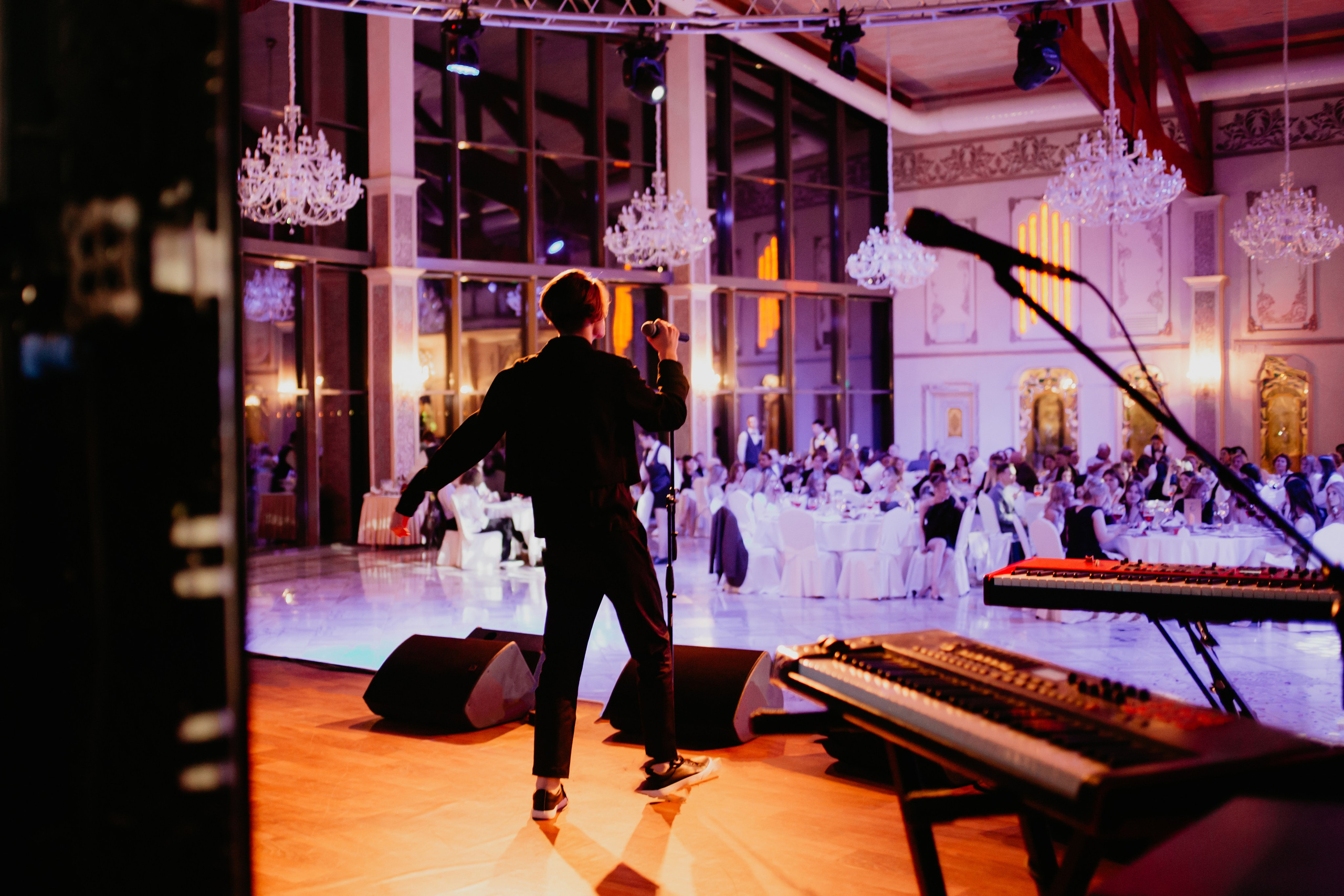 Выпускной. 11 лицей. Фотограф в Челябинске Ополихина Анна