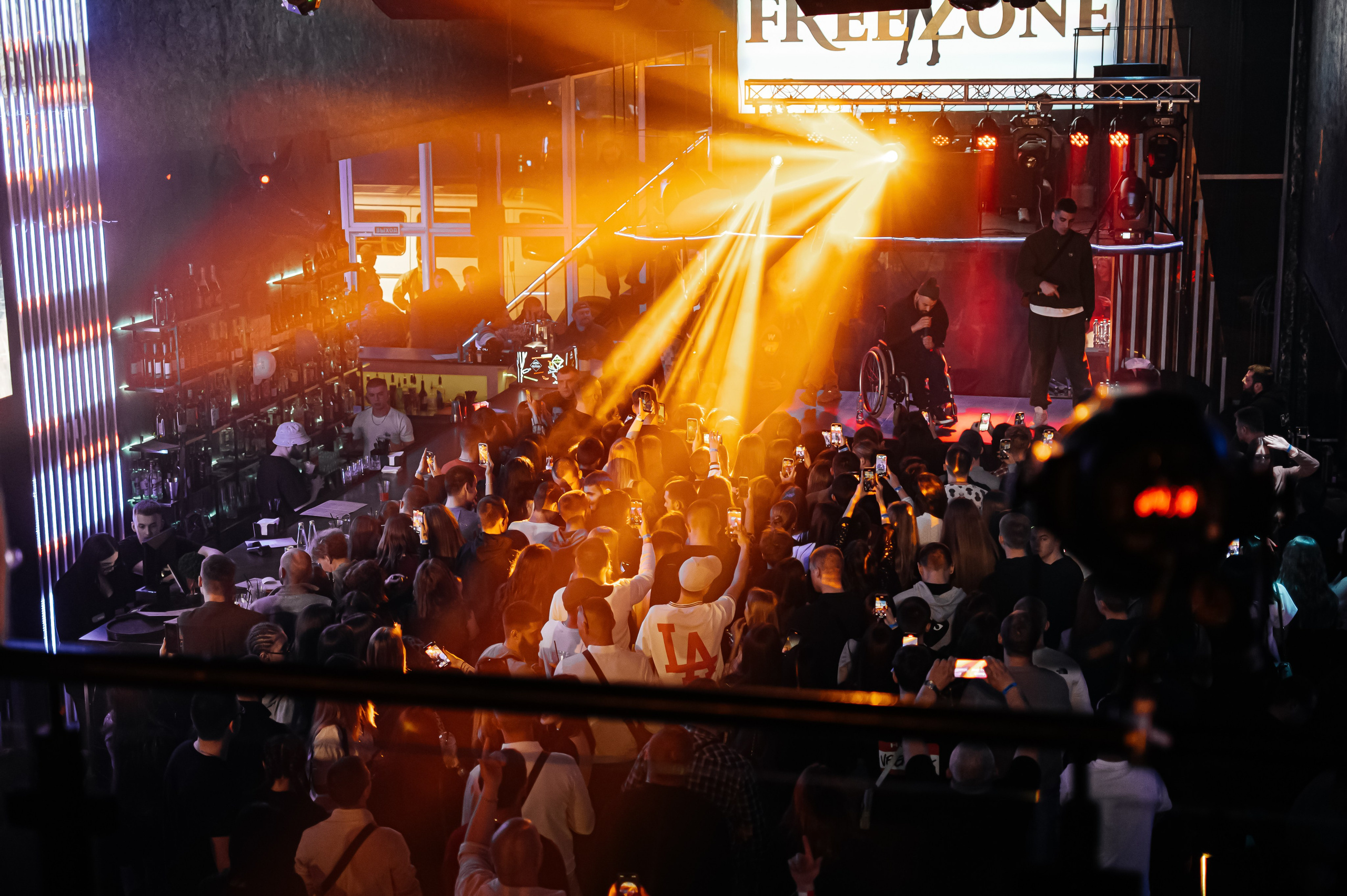 FreeZone night Club. Ларина Иванна фотограф в Донецке