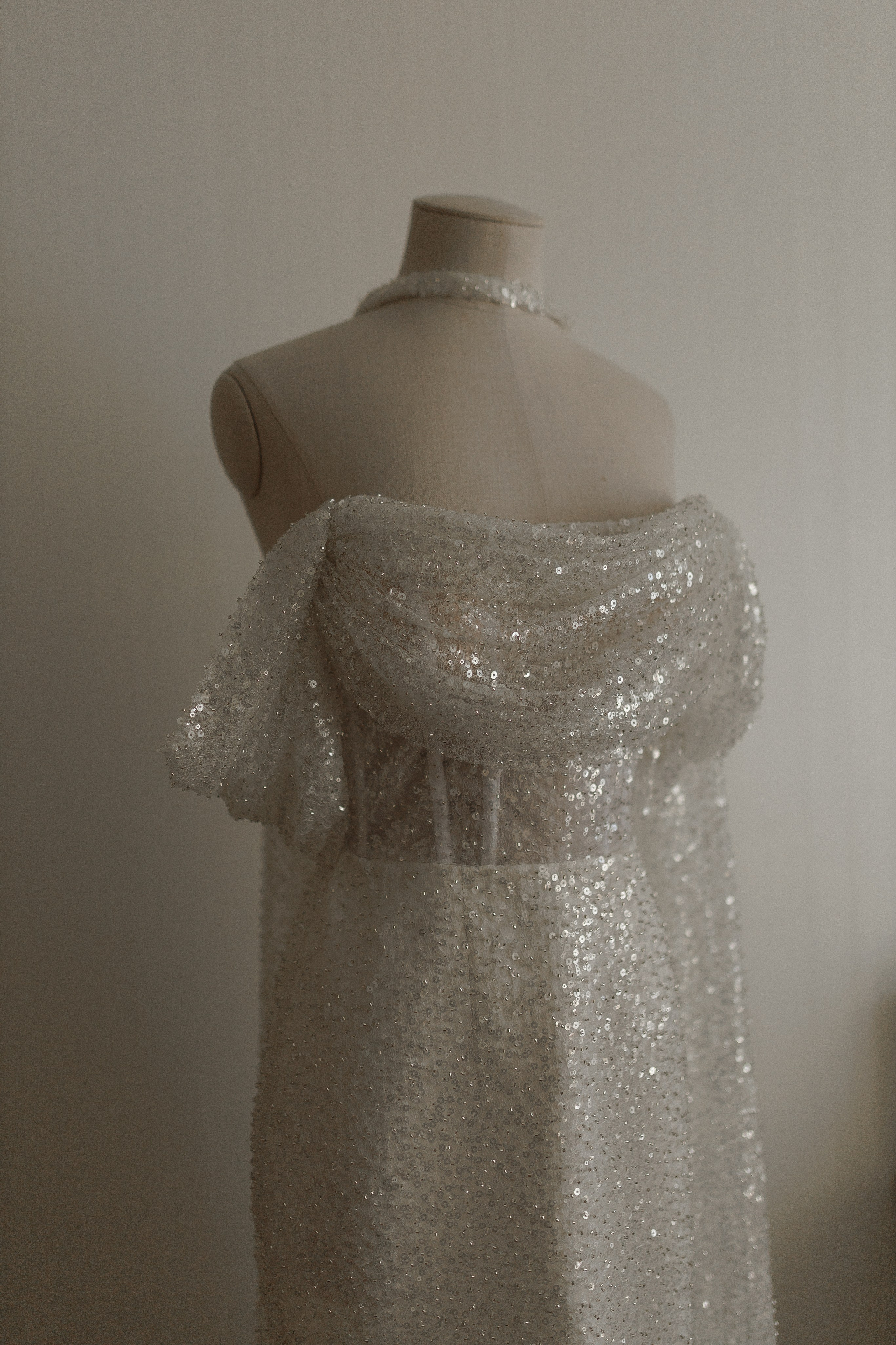 ···. Свадебный фотограф в Санкт-Петербурге Александра Чукавина