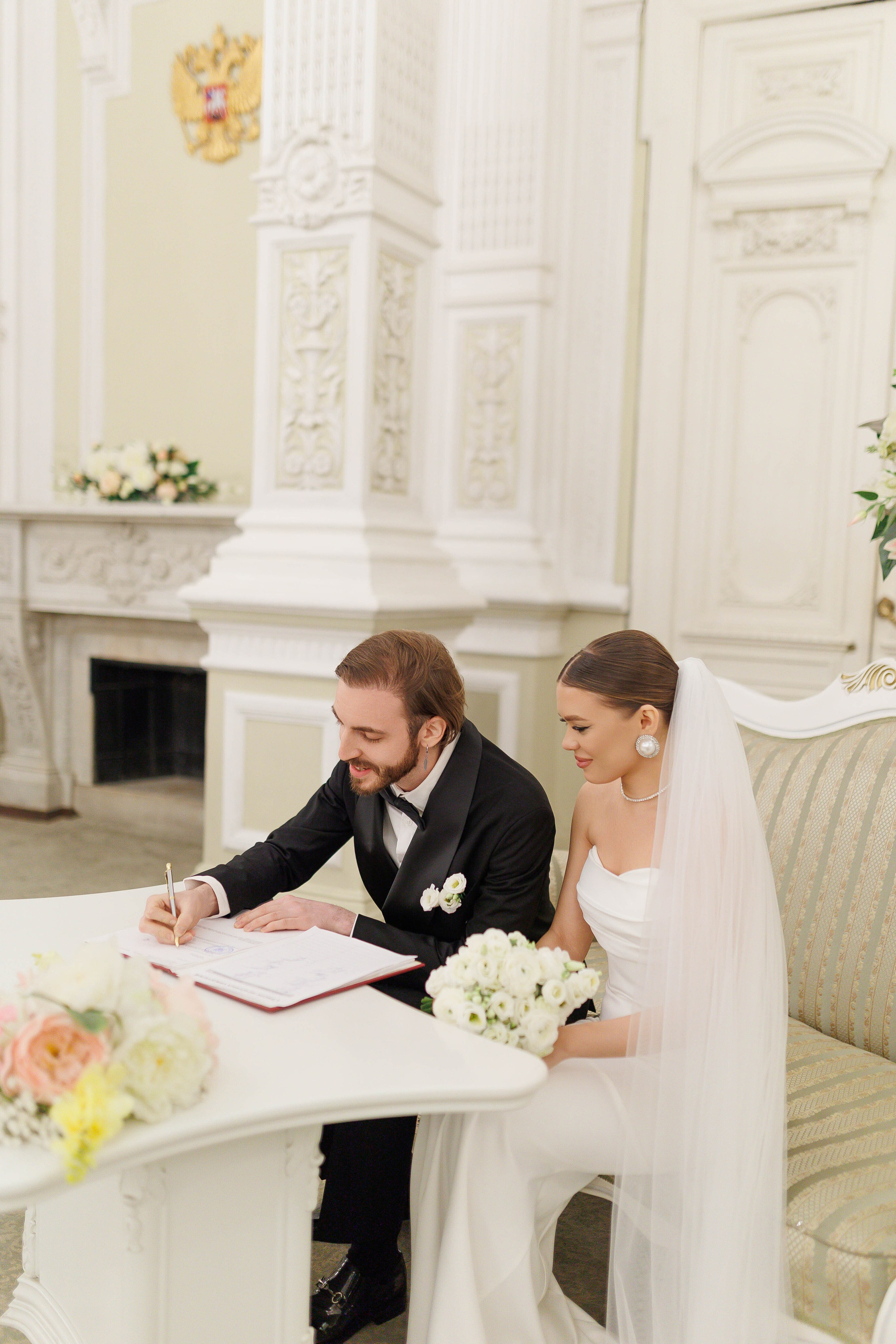···. Свадебный фотограф в Санкт-Петербурге Александра Чукавина