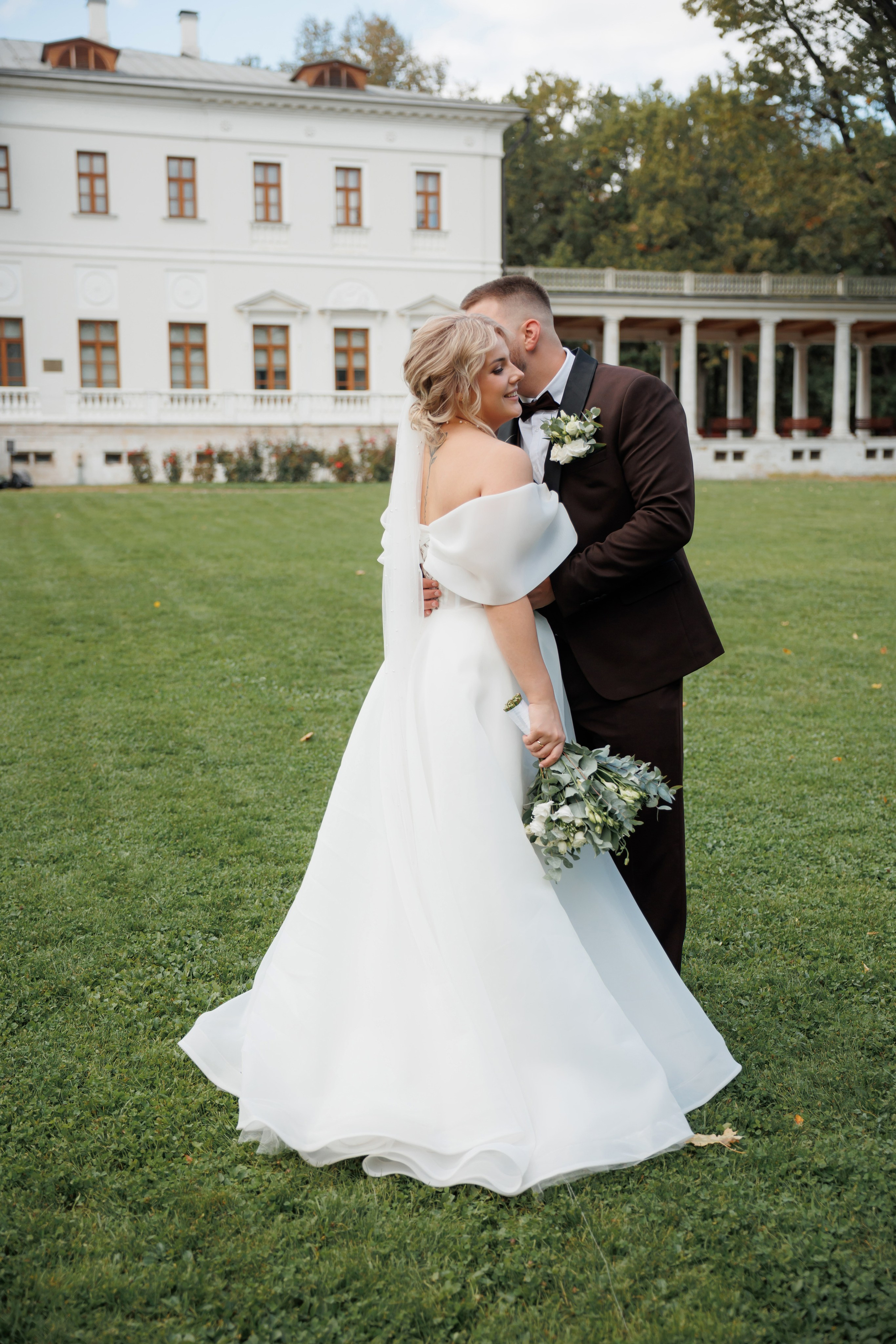 Регистрация и прогулка в Остафьево. Свадебный и репортажный фотограф (Москва, Королев и другие)