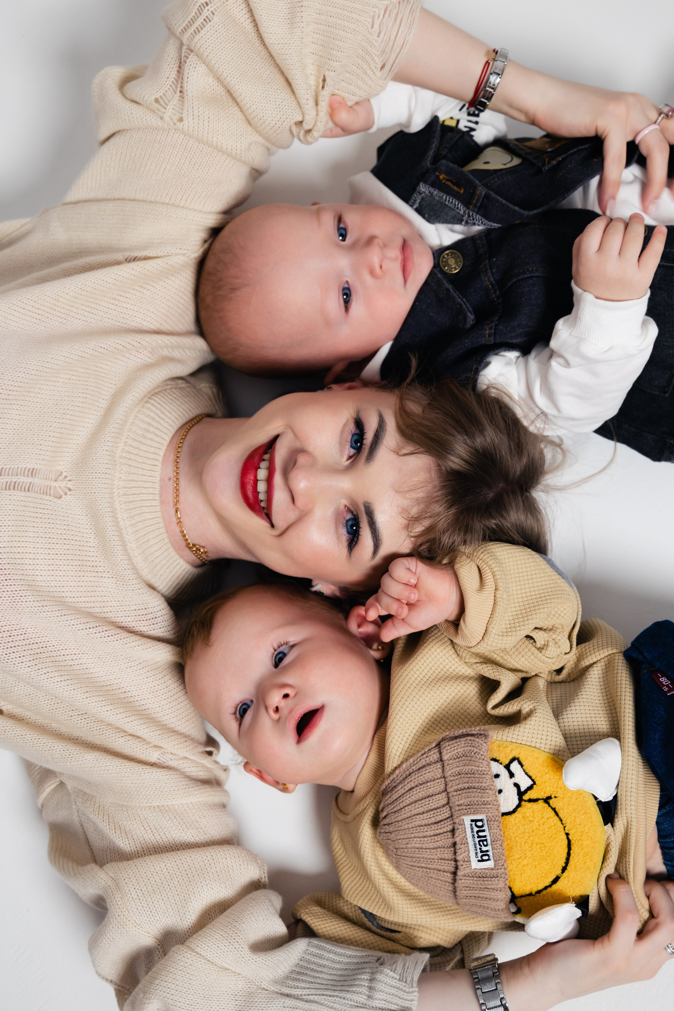 Алина & Тимур & Аделина. Фотограф / Видеограф Братск Юлий Дежин