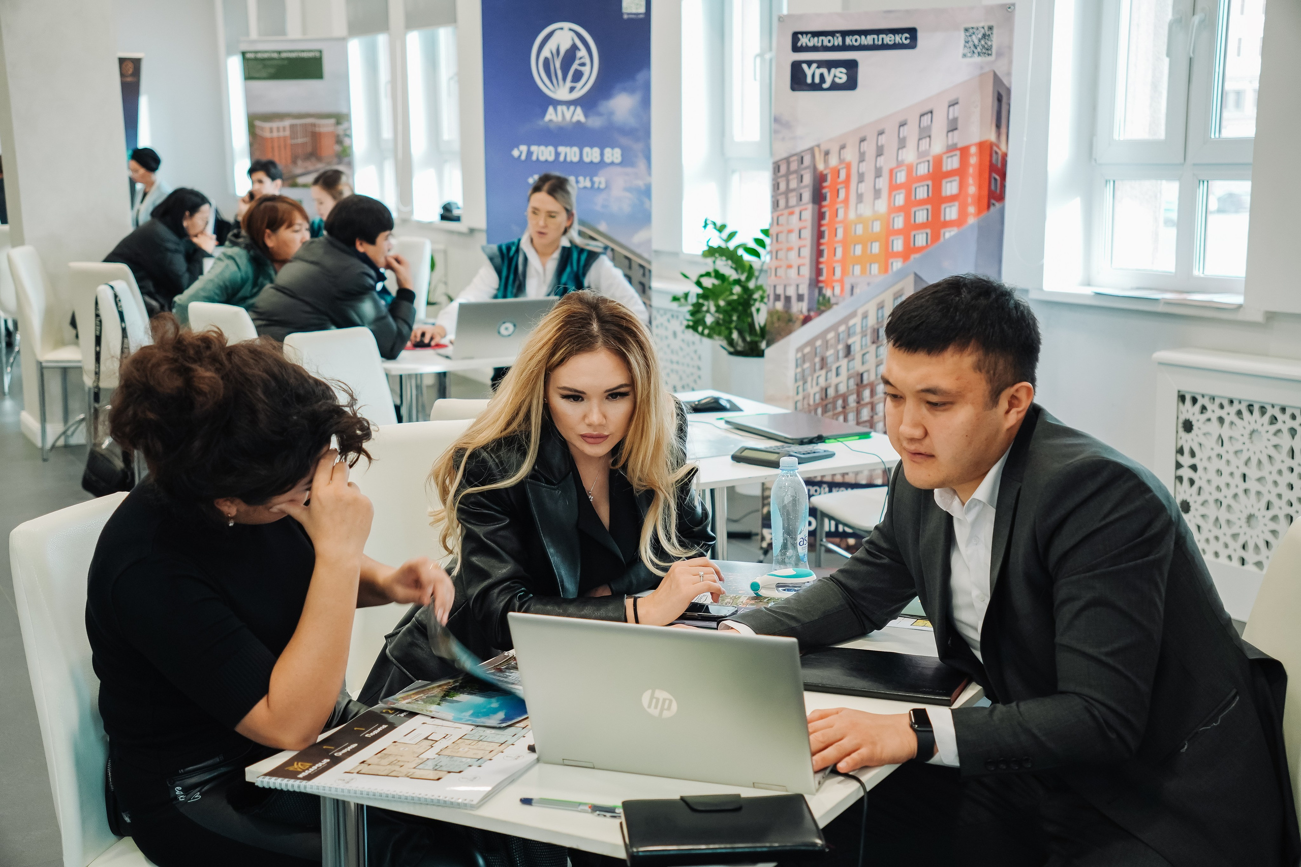 Фотоотчет: Галерея недвижимости SHANYRAQ