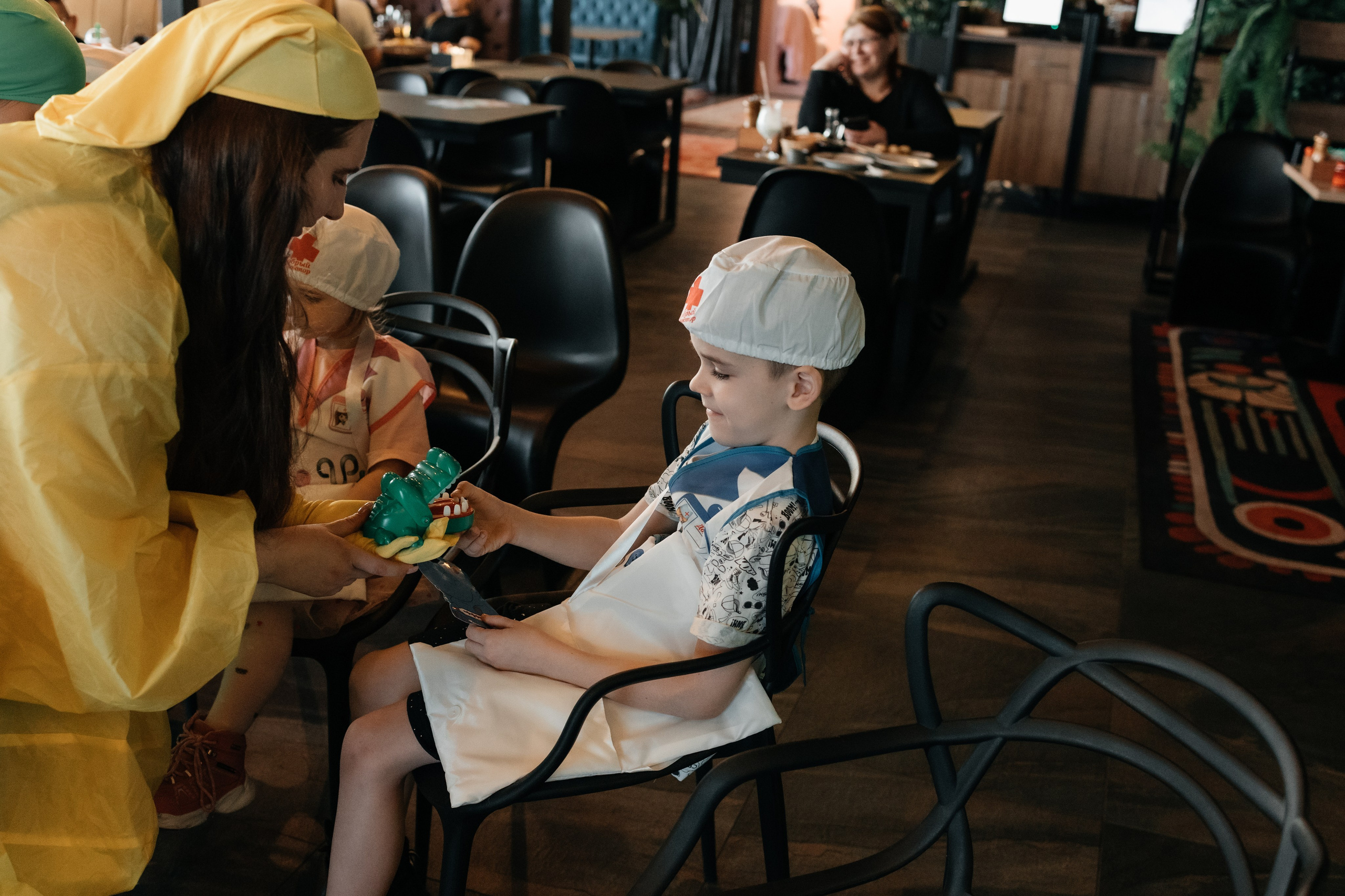 Кукольный театр «Ай болит». Семейный и детский фотограф в Славгороде Анастасия Винс