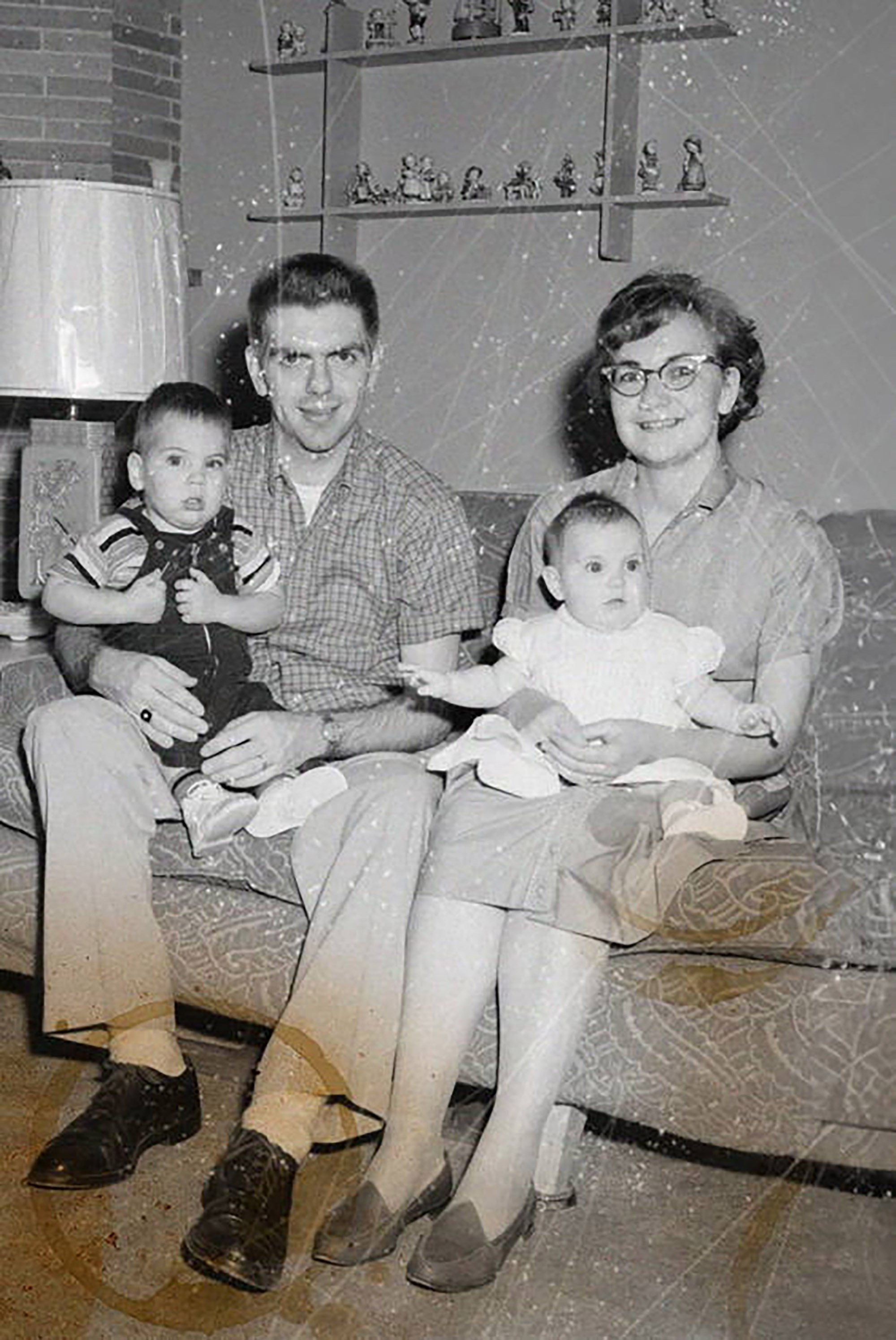 Revive Your Memories with Expert Photo Restoration Services. AI Photo Retoucher and Image Restorer Zhanna Ognivo