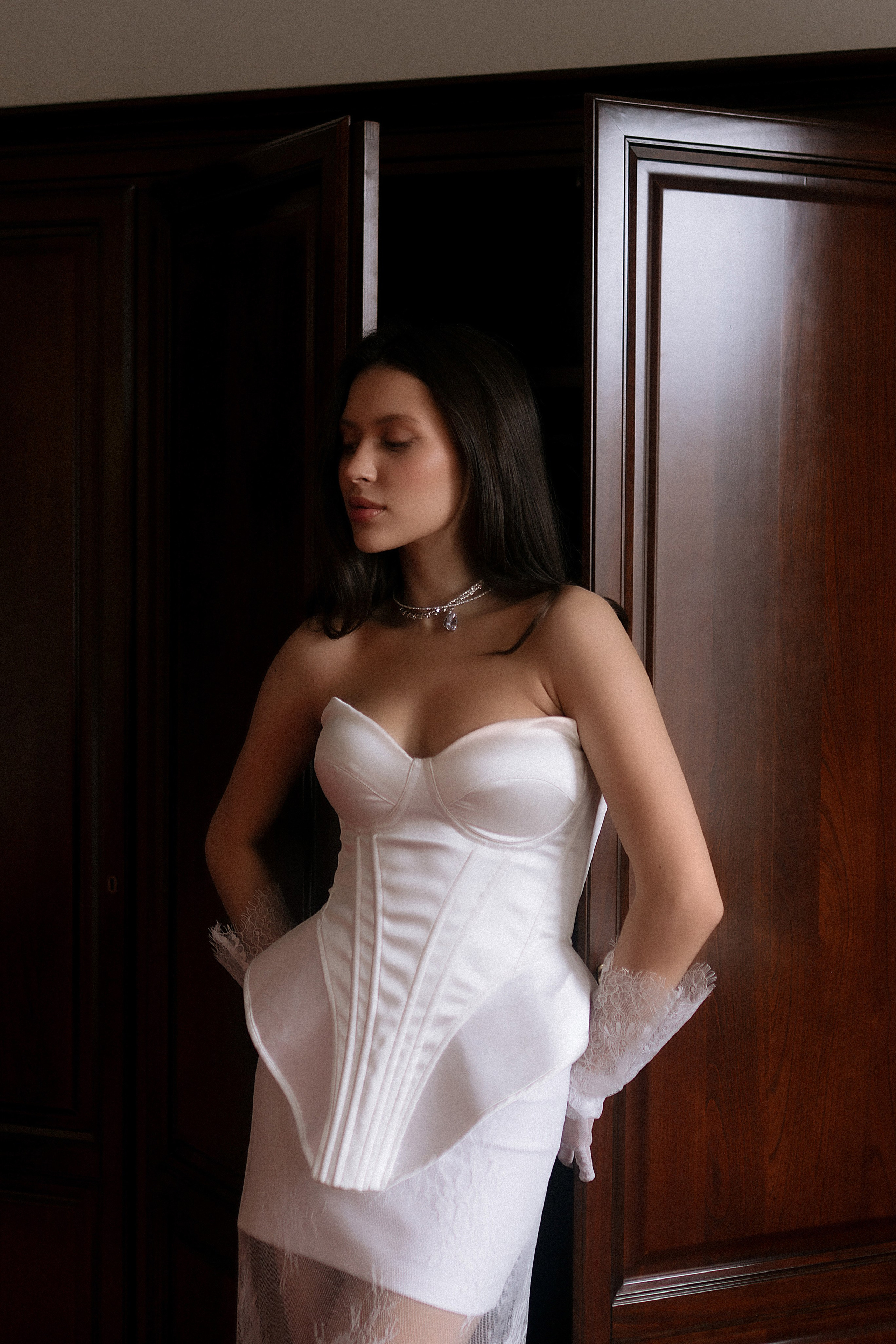 Утро невесты в Арт-отеле в Воронеже. Фотограф Карина Шмулёва. Воронеж и область