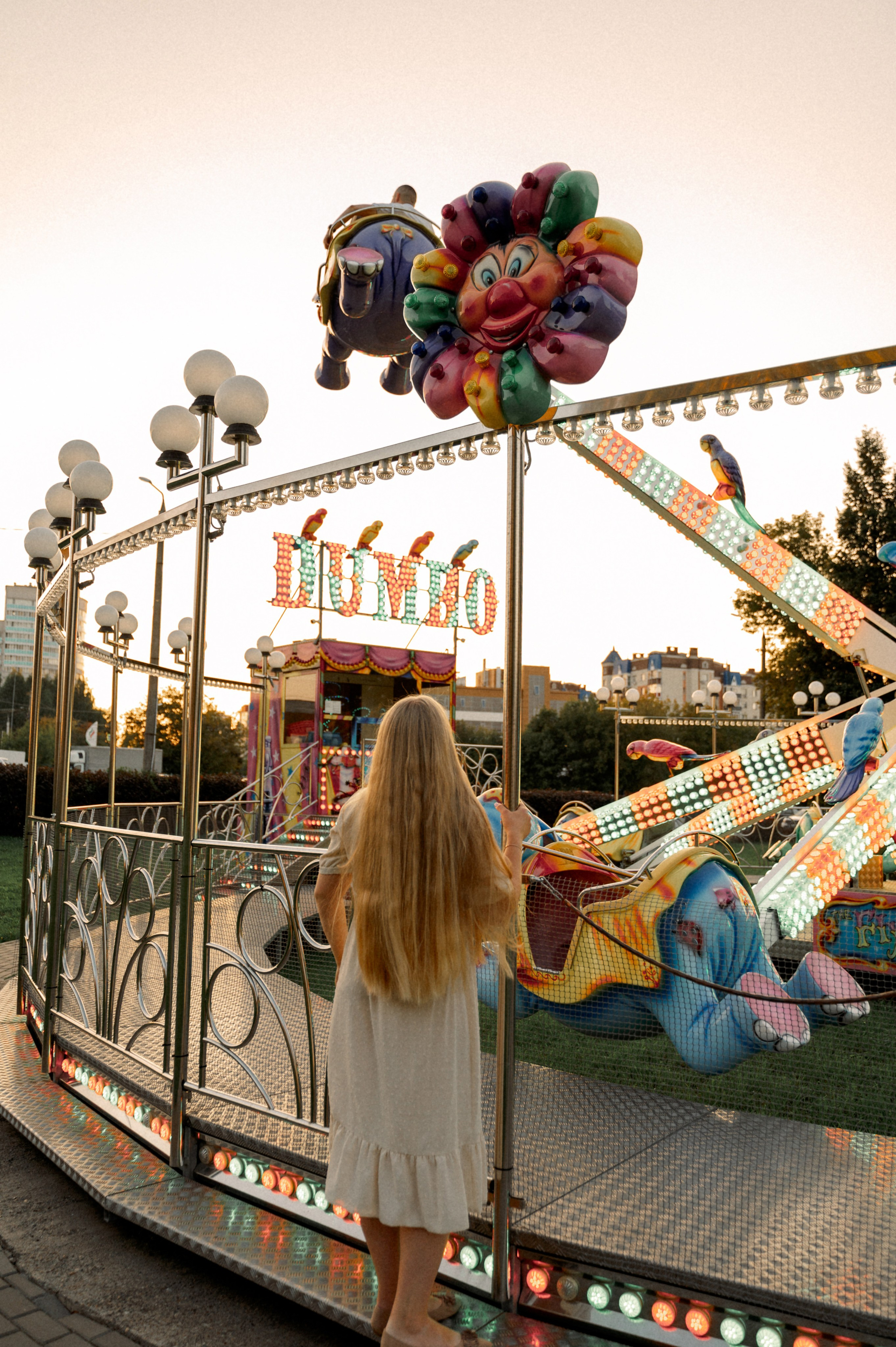 Семейная прогулочная фотосессия. Свадебный и семейный фотограф в Чебоксарах Ирина Левнер