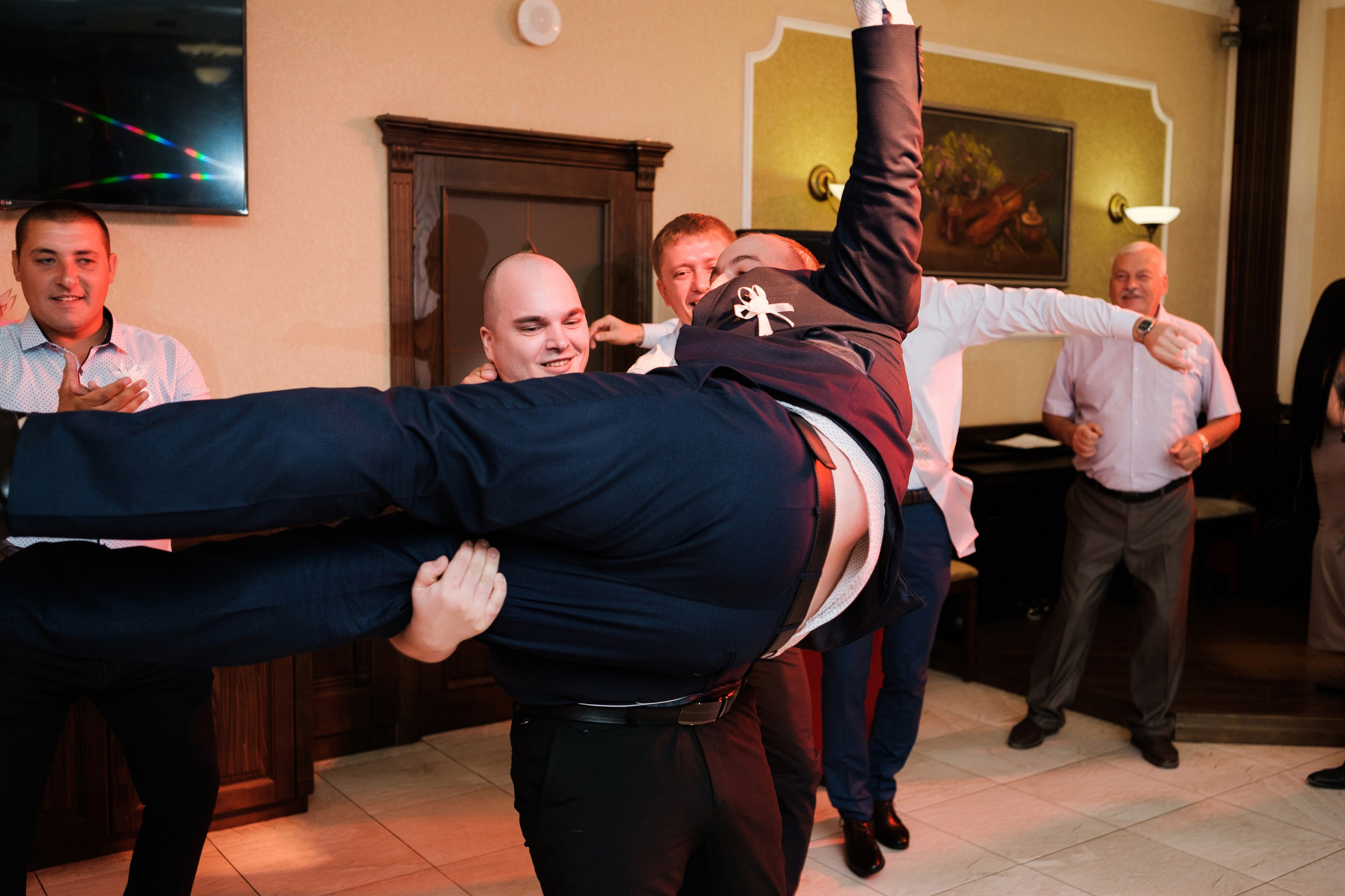 Виктор и Анна. Свадебный фотограф | репортаж | праздники | крещение