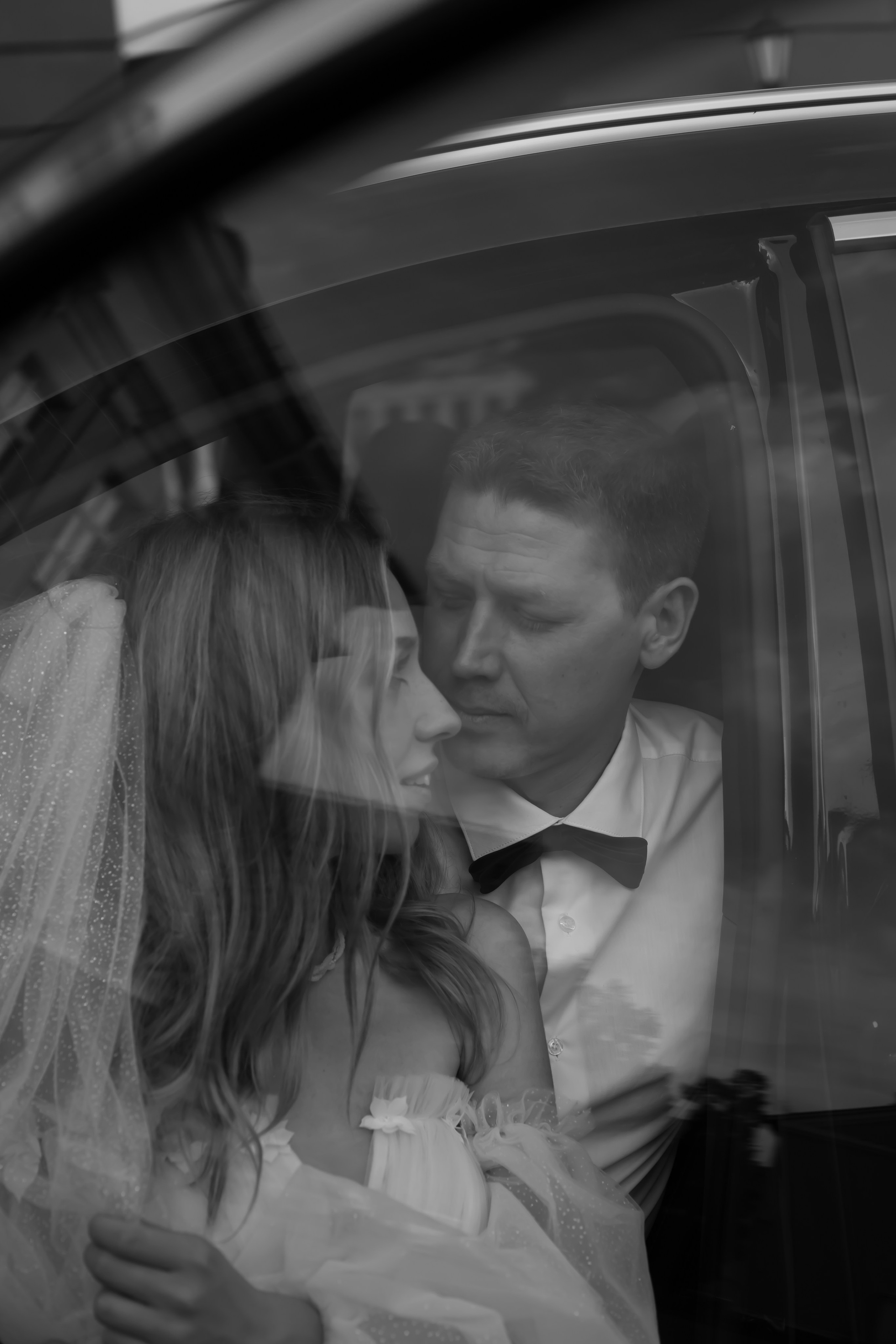 Свадебная прогулка и ЗАГС Кристины и Ильи. Портретный фотограф в Казани Алёна Евсеева