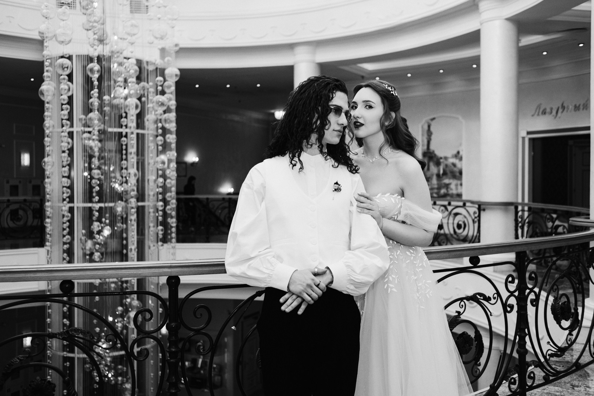 Свадебная фотосессия в Тюмени: ЗАГС, Мост Влюбленных и Монастырь | Фотограф Дарья Мустафина. Портретный фотограф Тюмень Дарья Мустафина