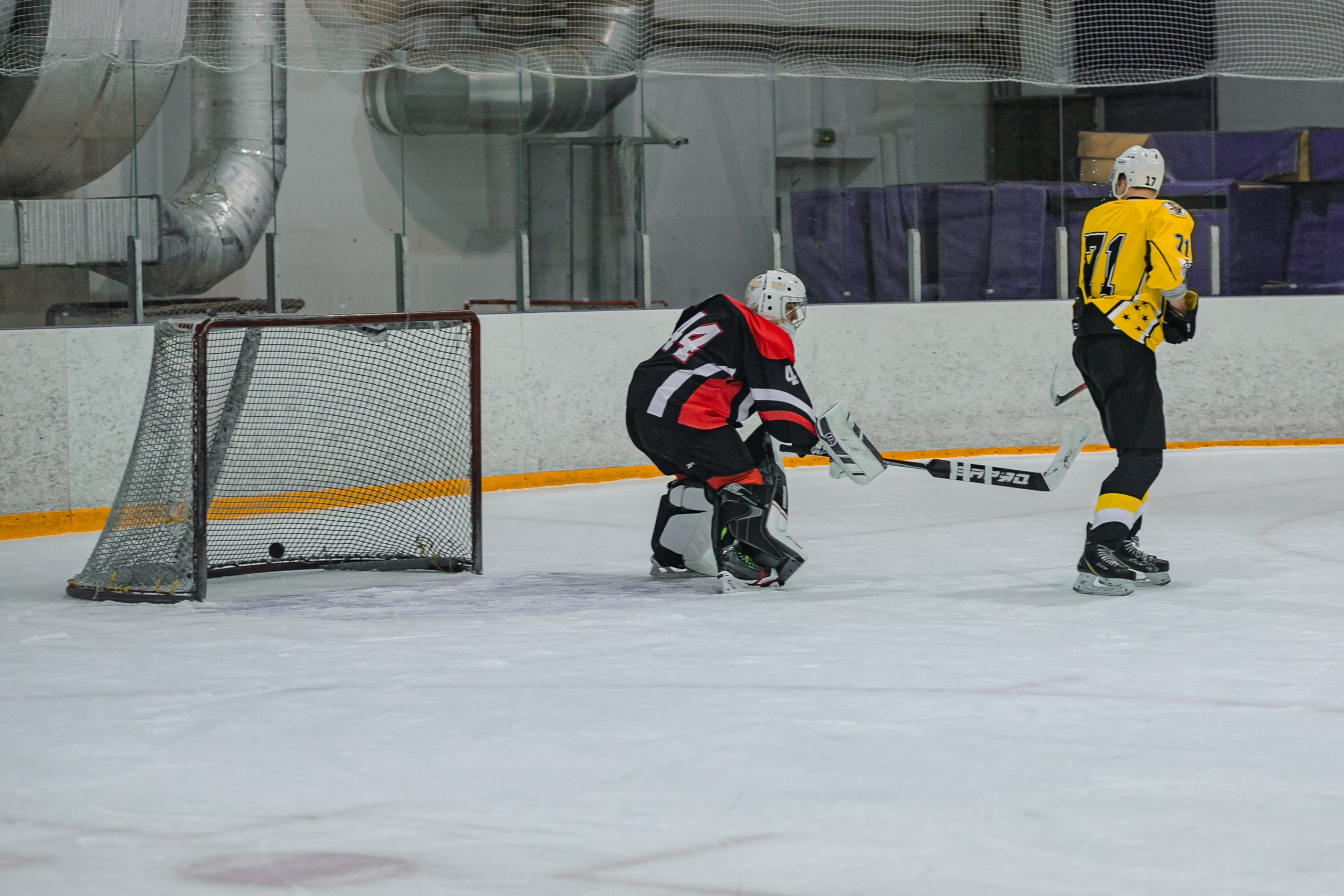 Ночная Хоккейная Лига. Фотограф Неверова Катерина