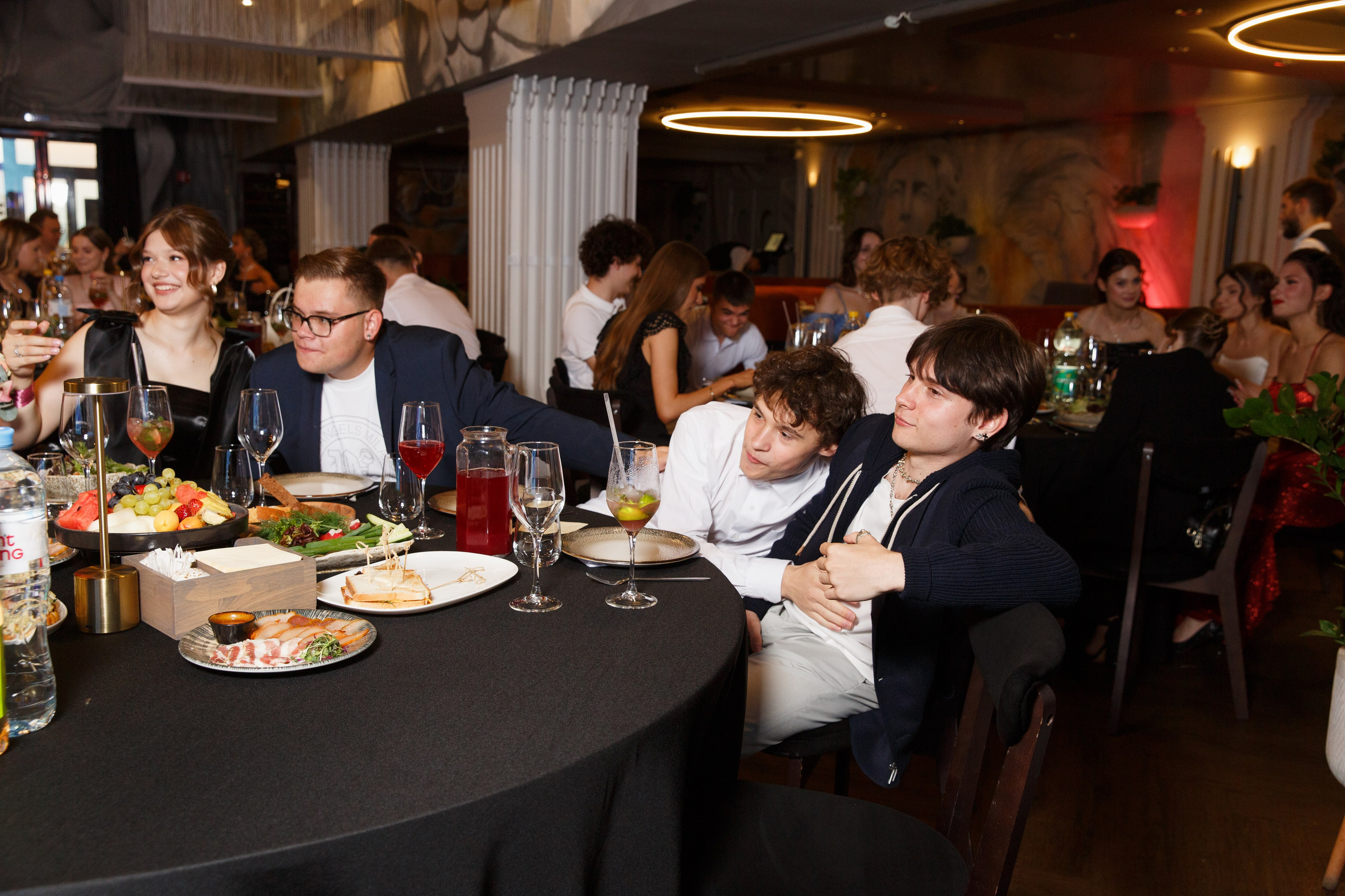 Фотограф на выпускной в Нижнем Новгороде. Фотограф в Нижнем Новгороде Александр Хамов