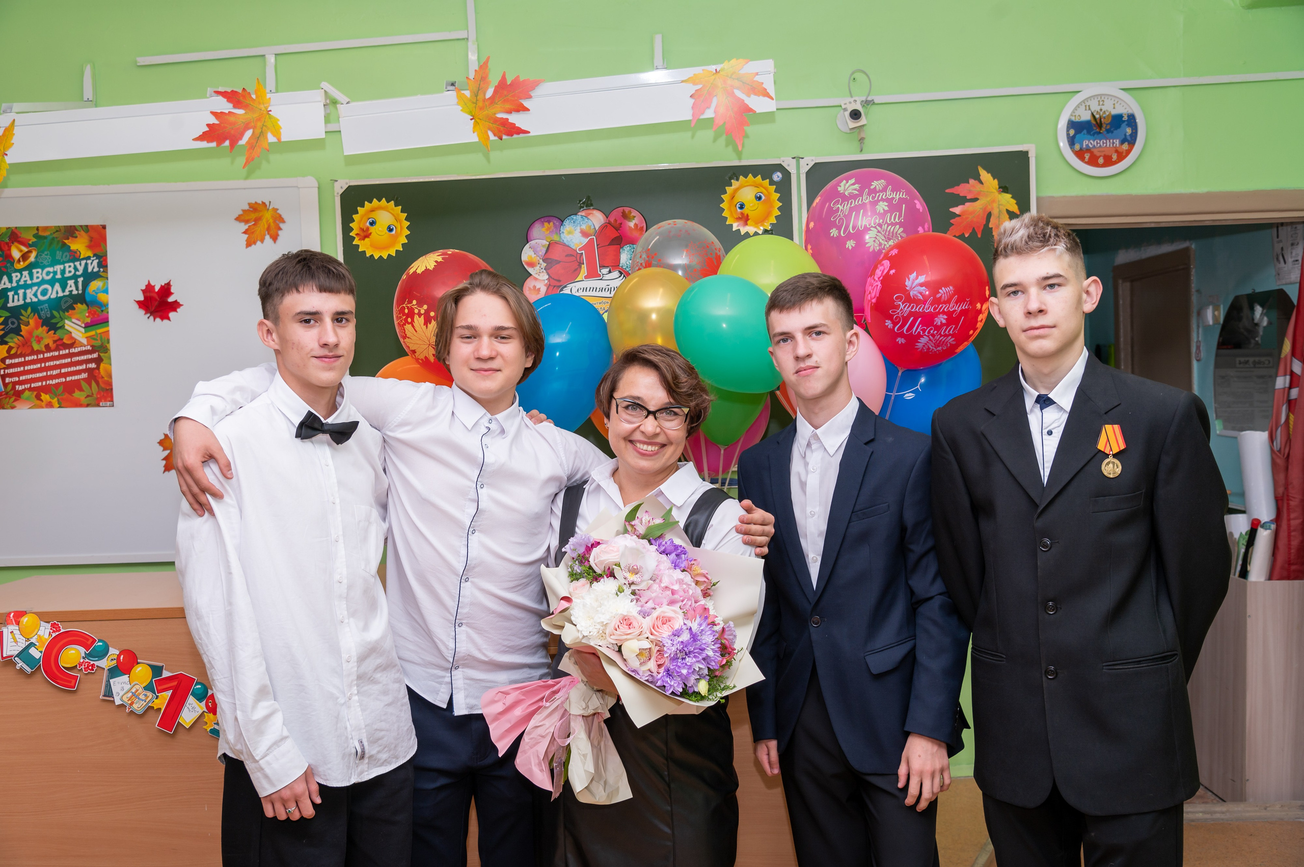 Школьная фотосессия в Туле. Портретный, семейный, свадебный фотограф. Бизнес, контент съёмка. Тула