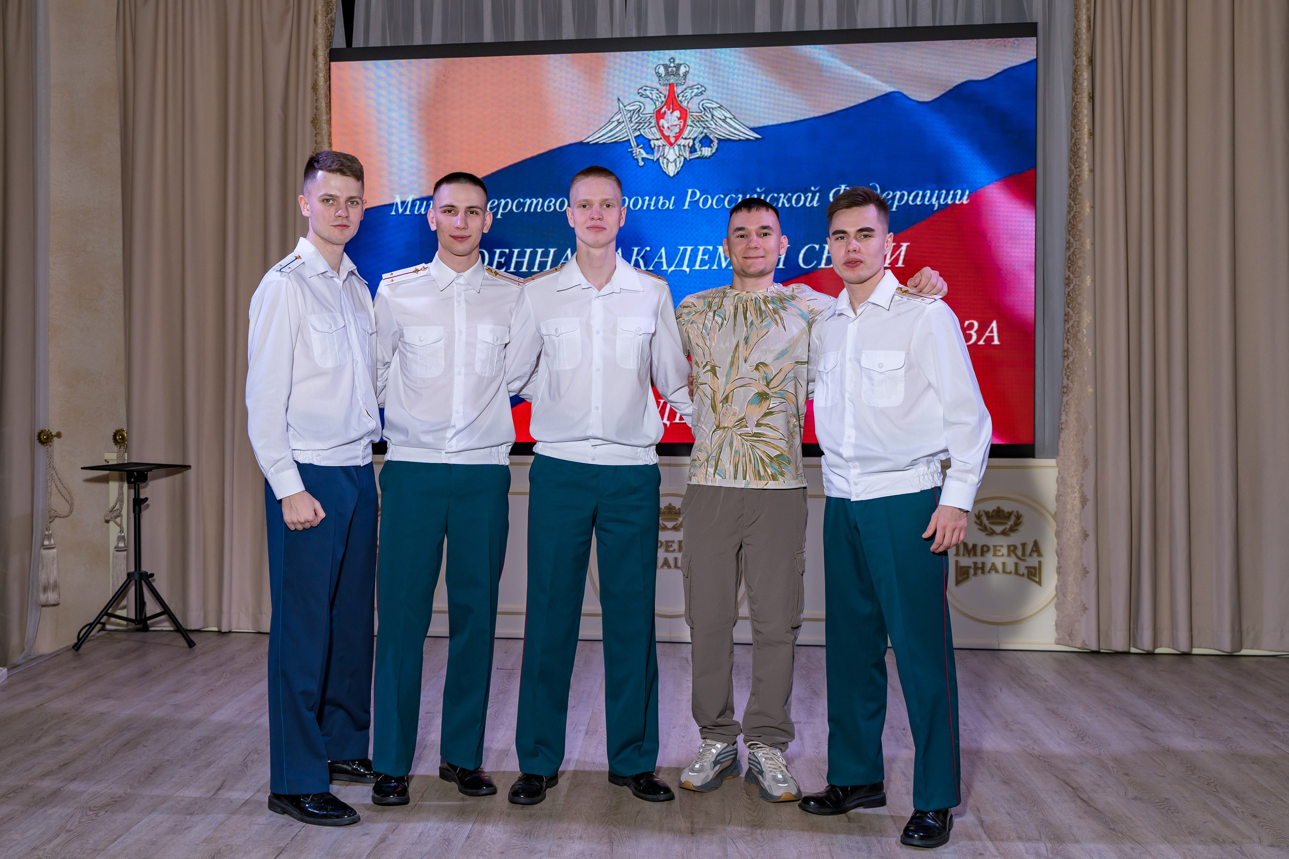 Фотосъемка выпуска военной академии и вручение дипломов