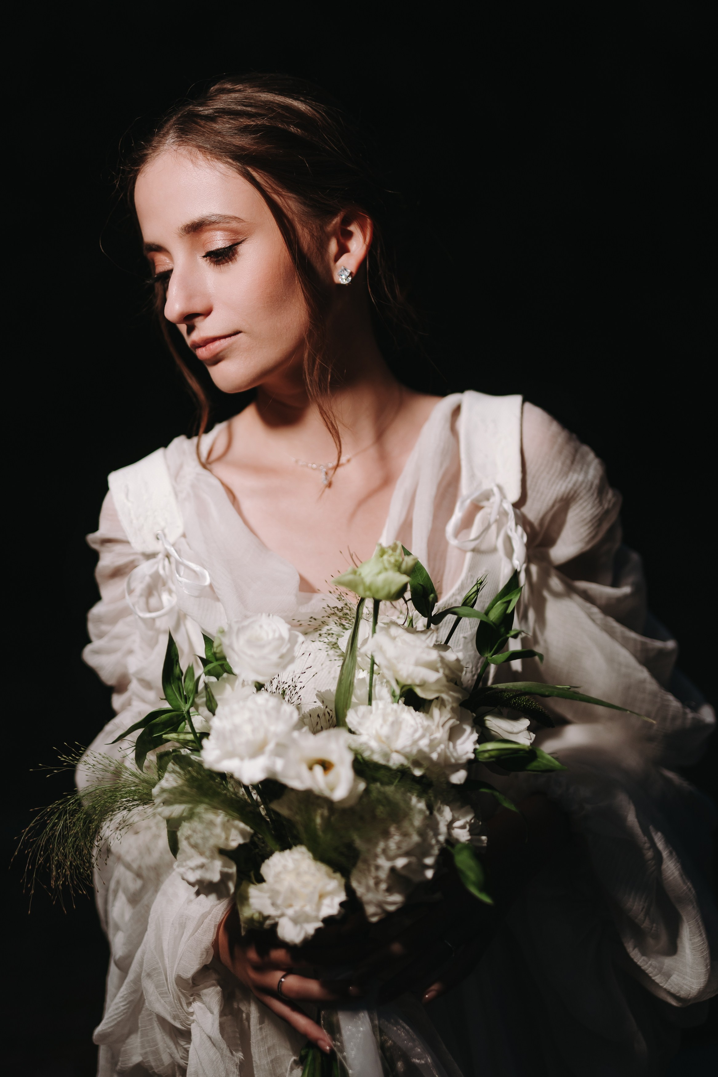 БАНКЕТНЫЙ ЗАЛ ТОРТУГА, ВЕДУЩИЙ АНДРЕЙ ОГНЕВ