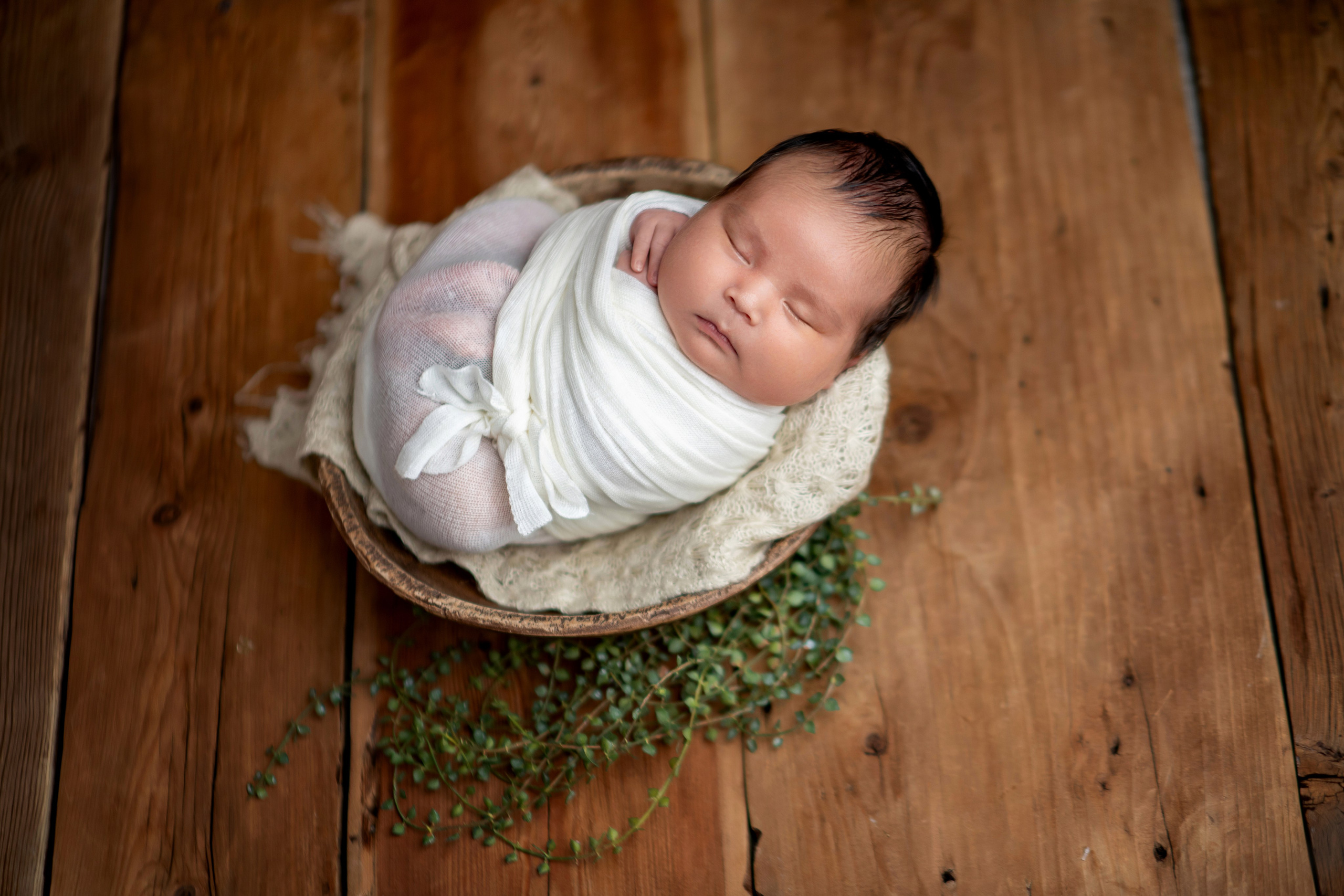 Newborn. Творческая команда Ульяшевы, свадебная и семейная фотография. Кахахста