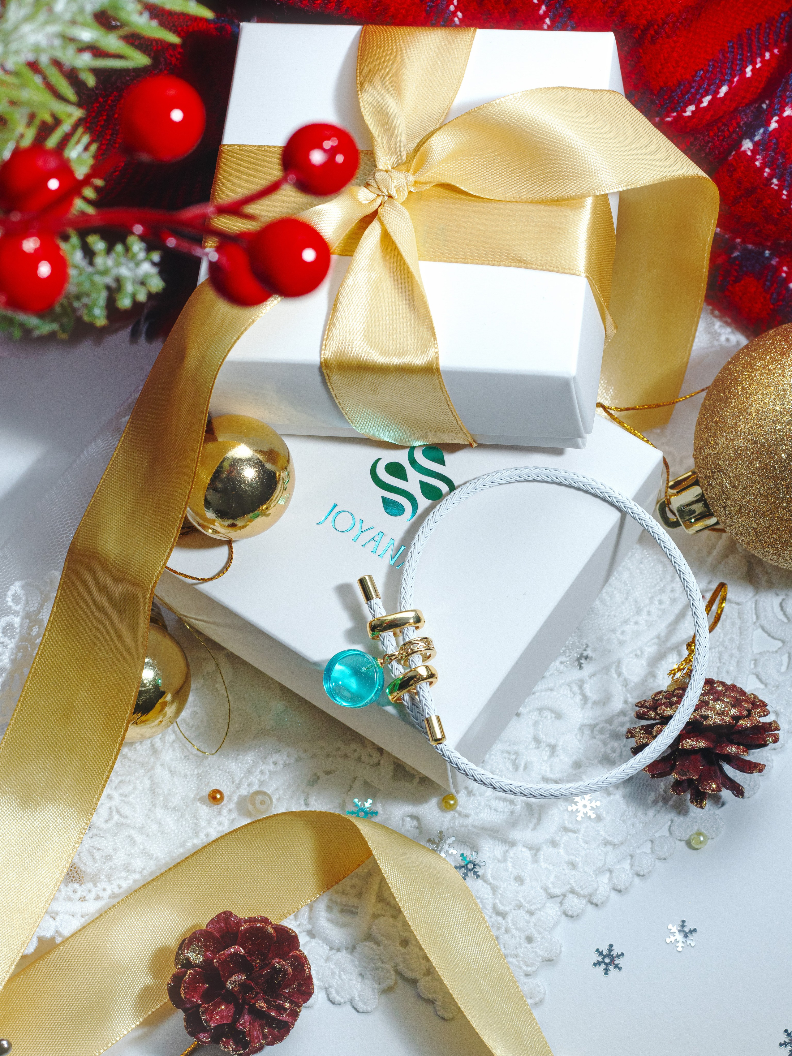 Joyanastyle happy new year. Фотограф для брендов Любовь Батина (Спб/Мск)