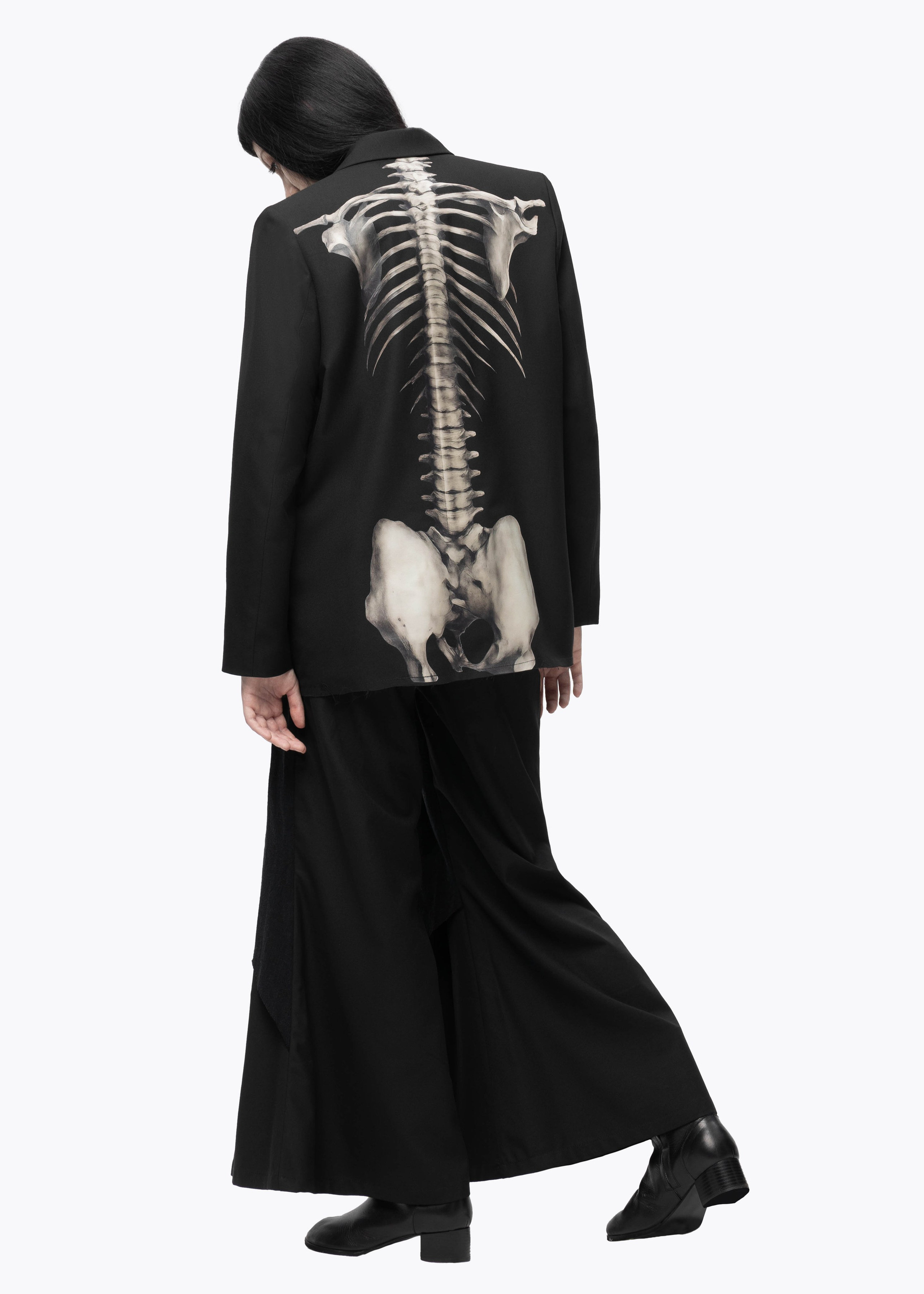 Bat Norton AI.AVANGARDEN. Фотограф для брендов Любовь Батина (Спб/Мск)