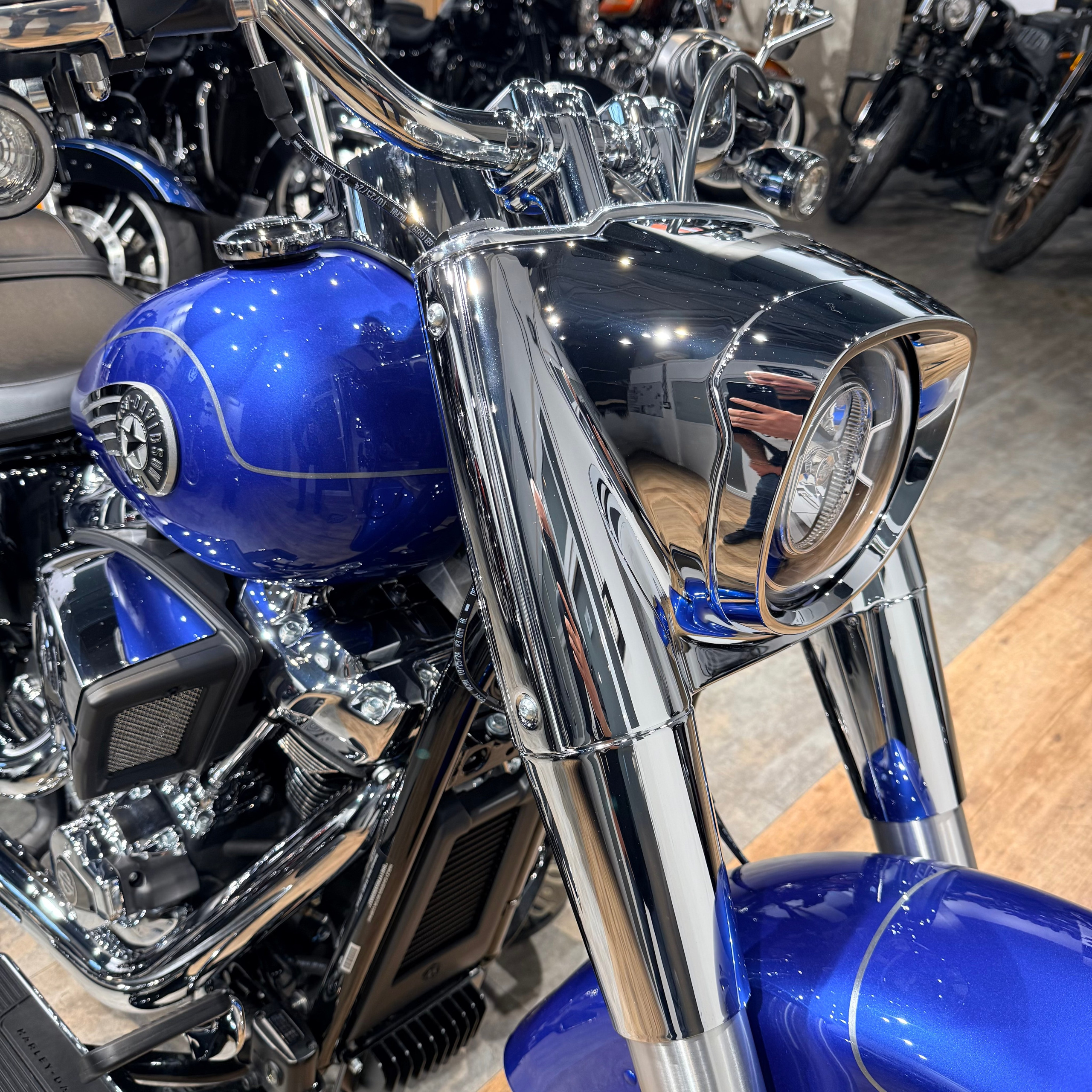NEW 2026 Fat Boy 117 Вluе Вurst. Hello Davidson, Москва. Только хорошие мотоциклы…