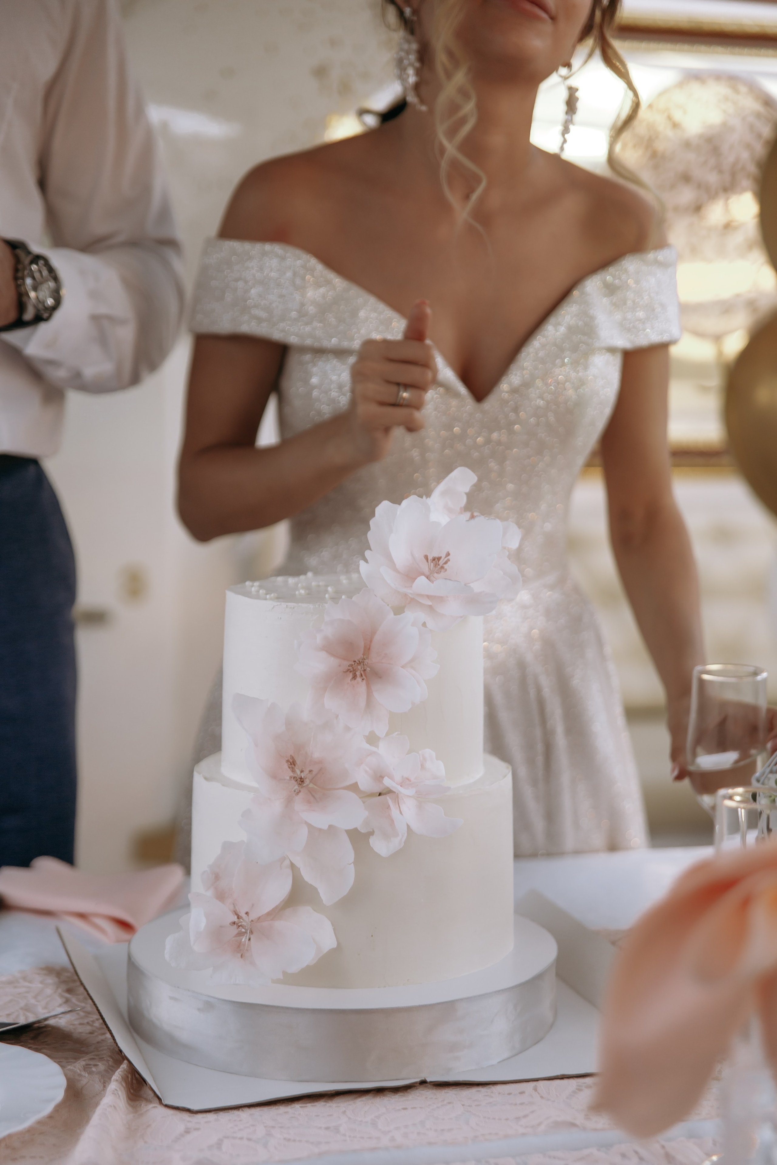 В Петербург приезжают жениться. Свадебный и семейный фотограф Арина Кулёва