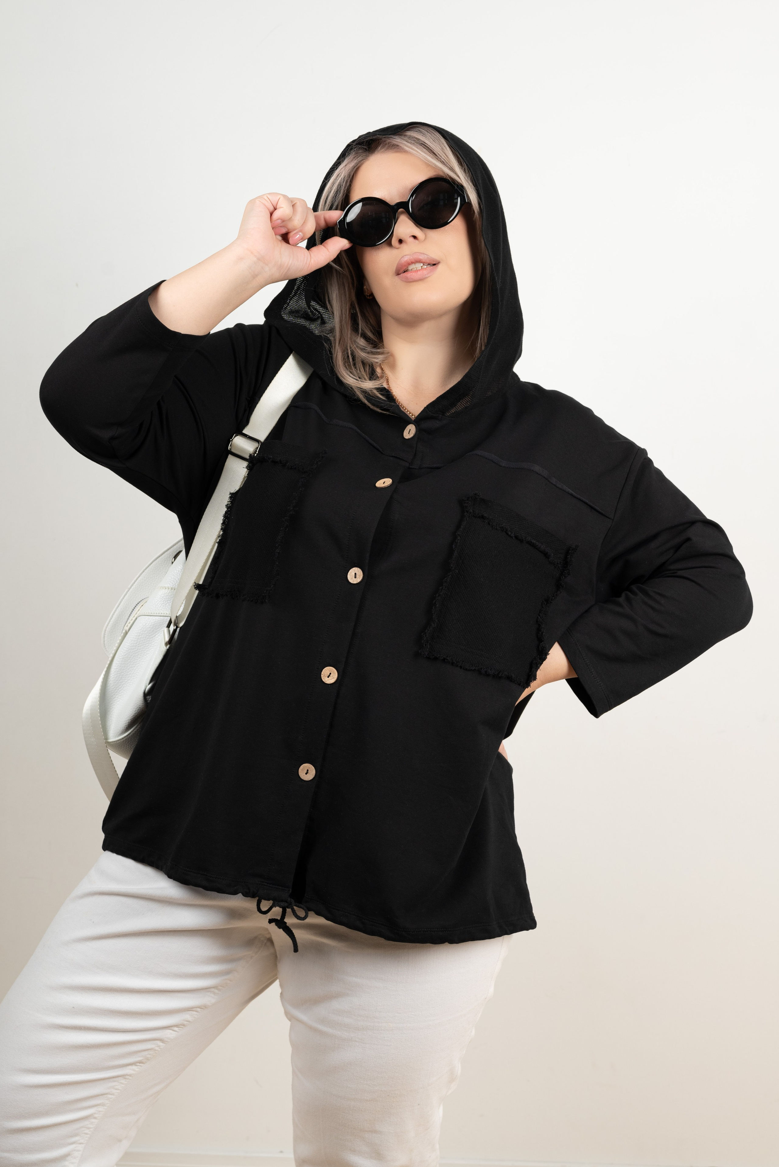 Футболки и костюмы plus size. Предметный фотограф, фото для маркетплейсов Пятигорск, КМВ