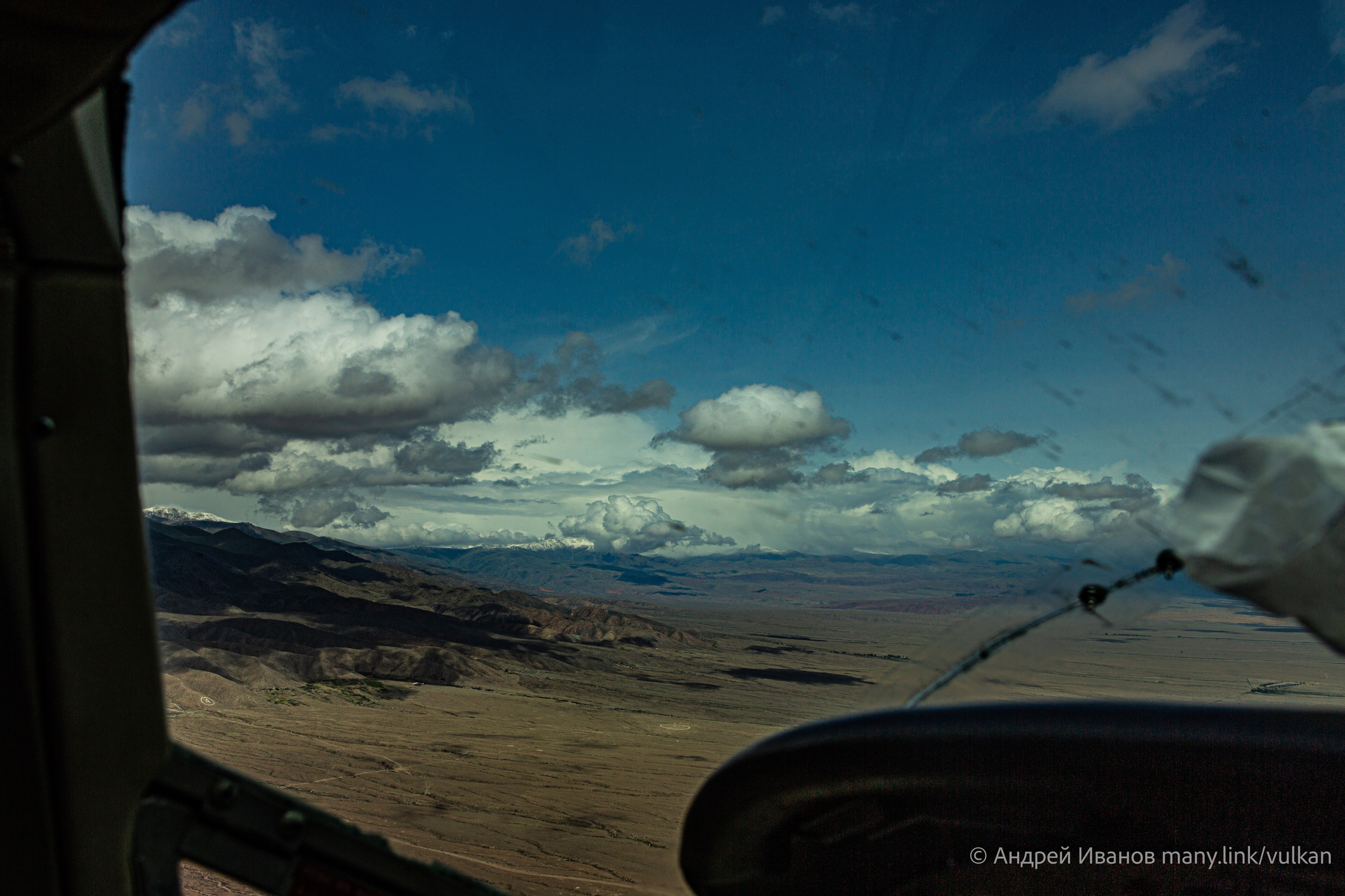 Полёт на Иссык-Куль — конференция Кругосветчиков (2025г). Фотоальбом показывающий увлекательный мир авиации и мир медведей Андрея Иванова