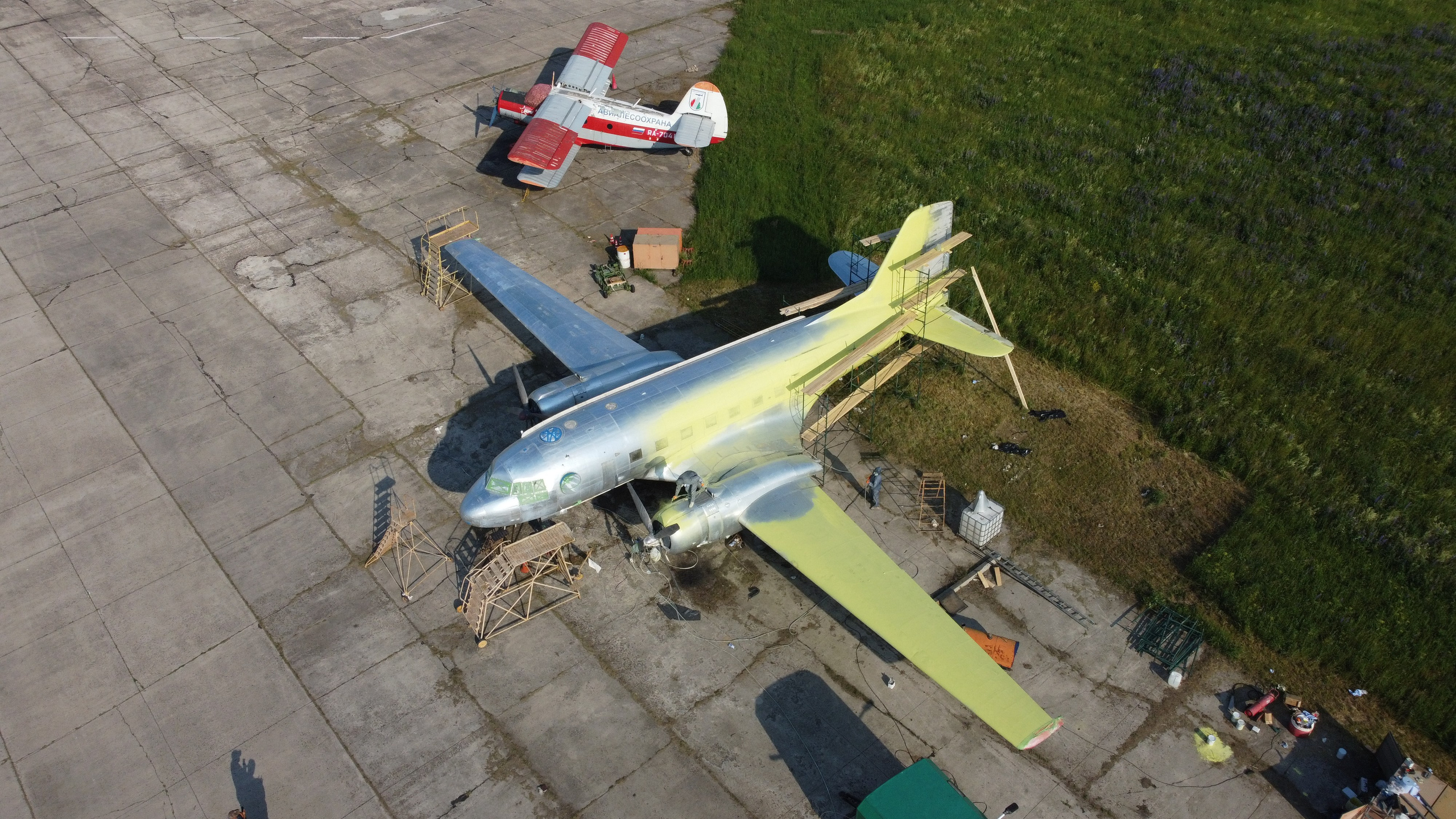 Ил-14Т «Голубая Мечта» — покраска (2022г). Фотоальбом показывающий увлекательный мир авиации и мир медведей Андрея Иванова