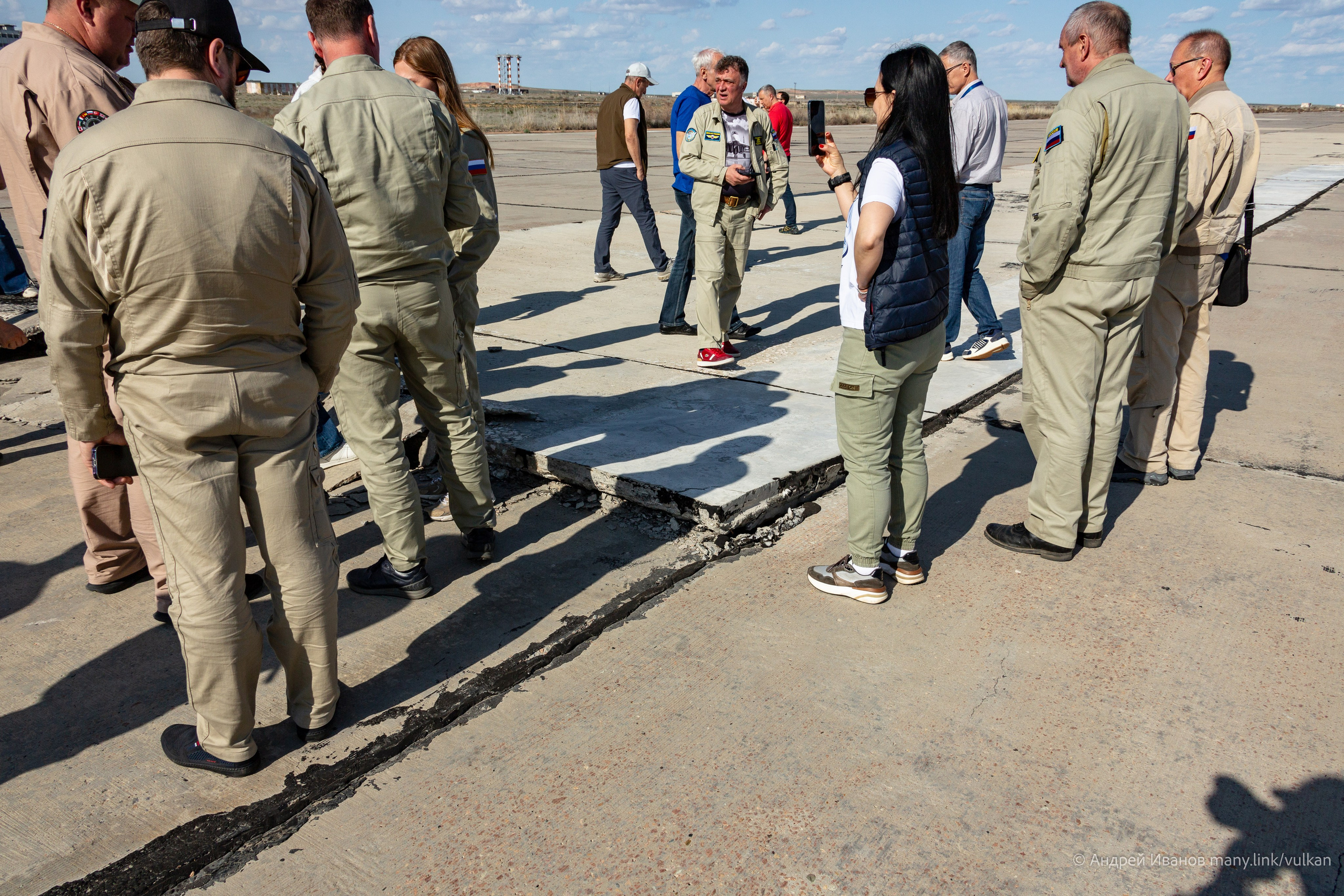 Перелёт на Байконур в 2026 г на самолётах АОН. Фотоальбом показывающий увлекательный мир авиации и мир медведей Андрея Иванова
