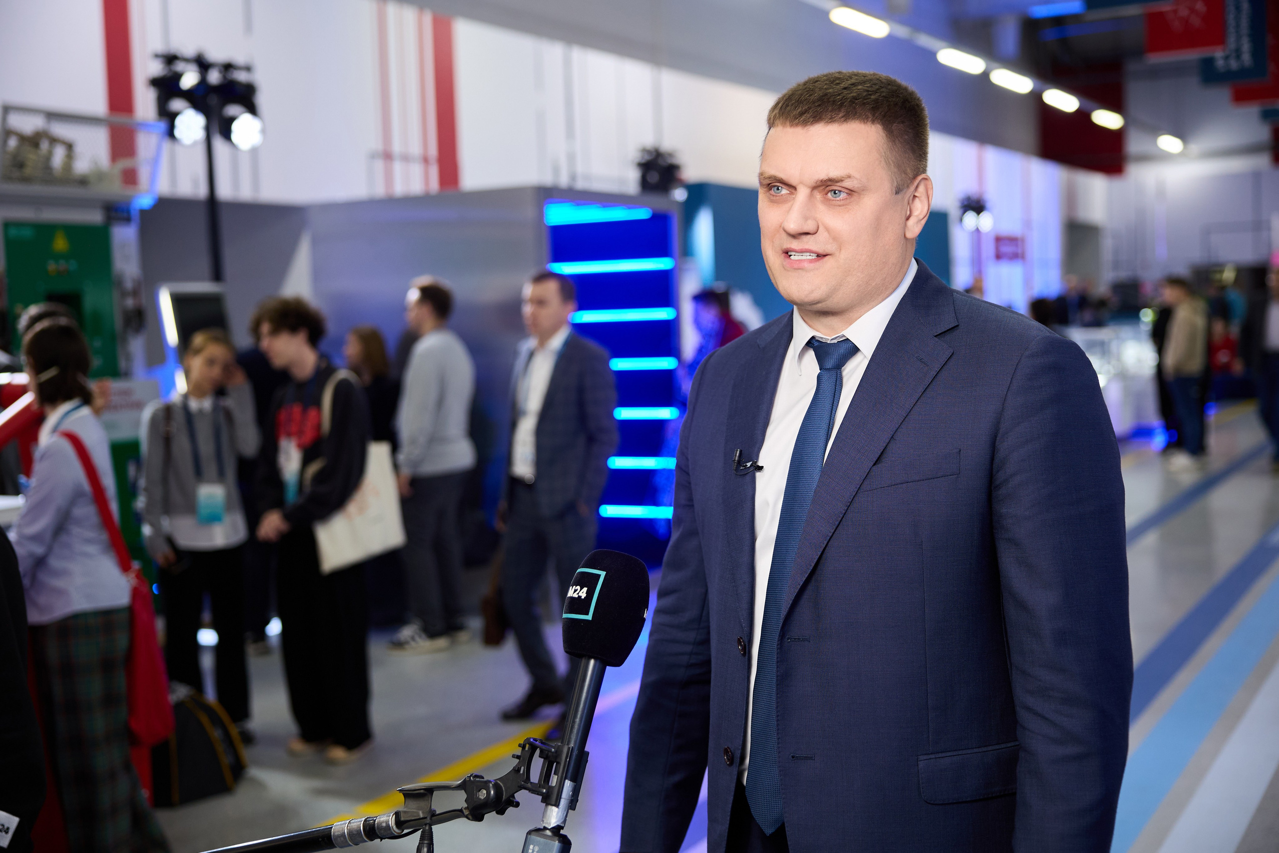 МосПром. Ретушер Довгуля Александр
