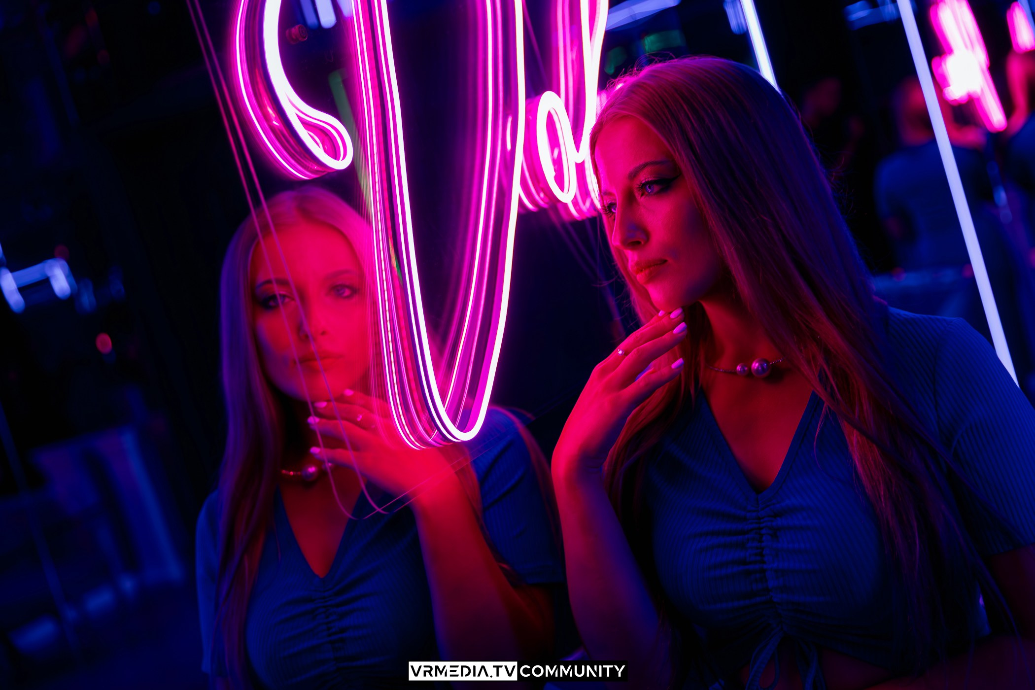 Караоке-бар «Volna»: Friends day или день дружбана