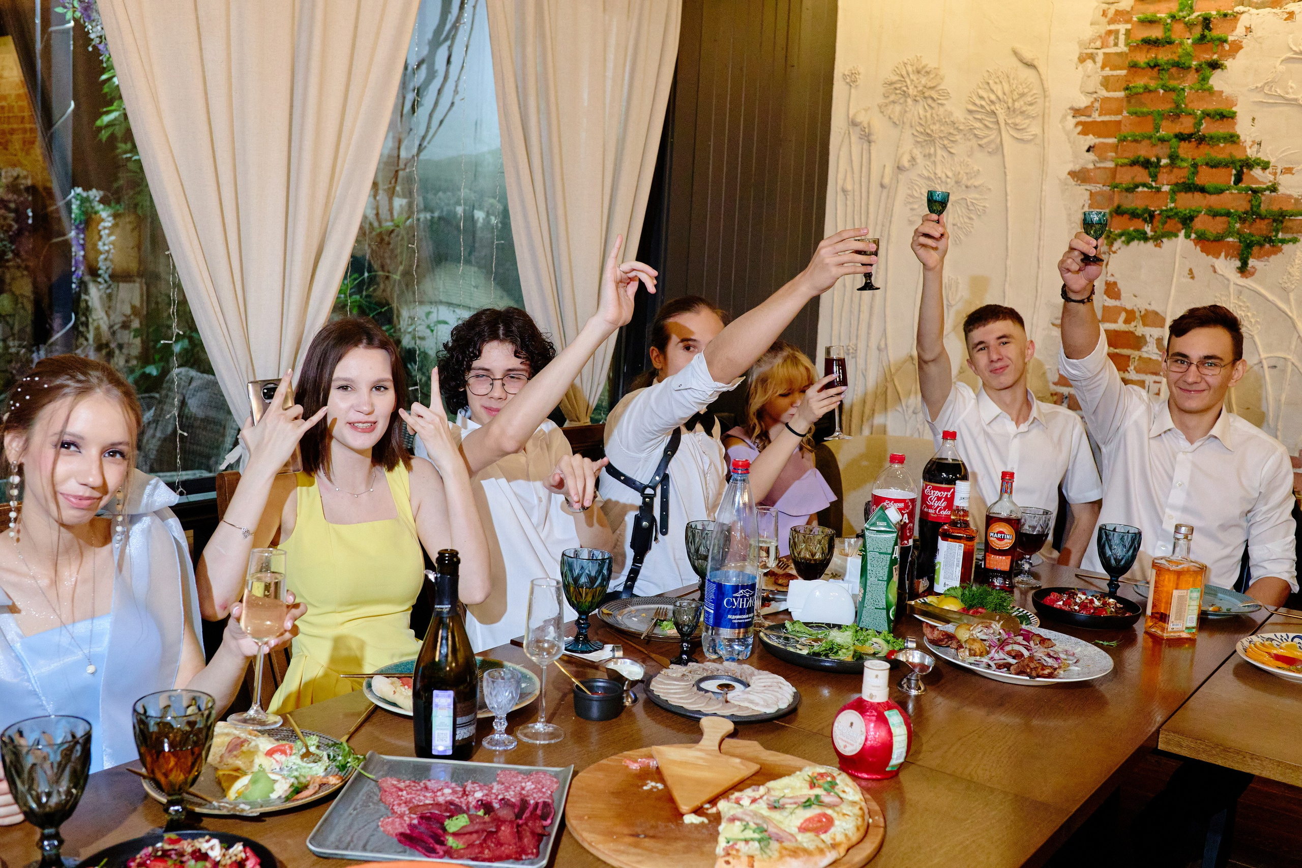 Выпускной 35 Сош. Фотограф Выпускные альбомы Таганрог Сергей Коробченко