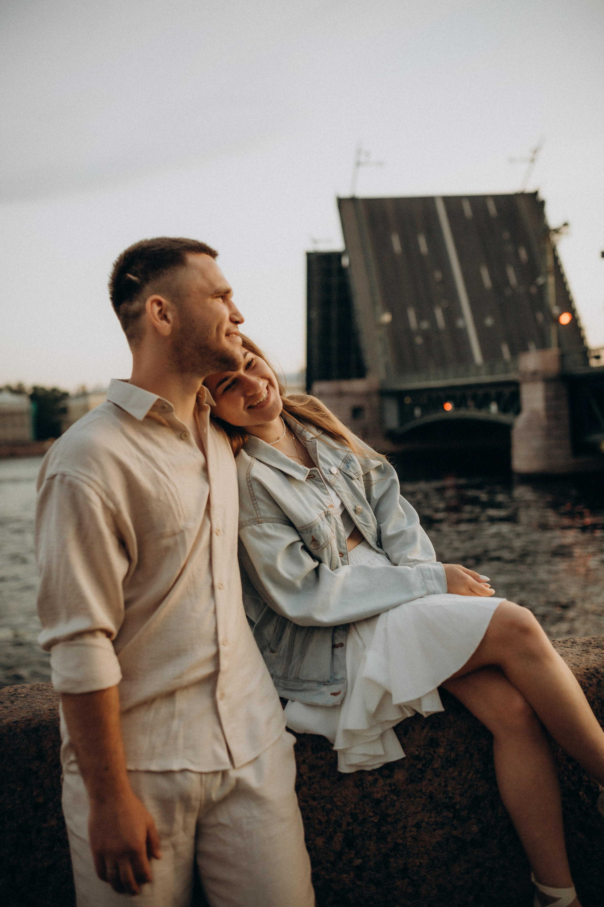 Фотосессия с разводными мостами: LoveStory. Фотограф Санкт-Петербург Князева Елизавета