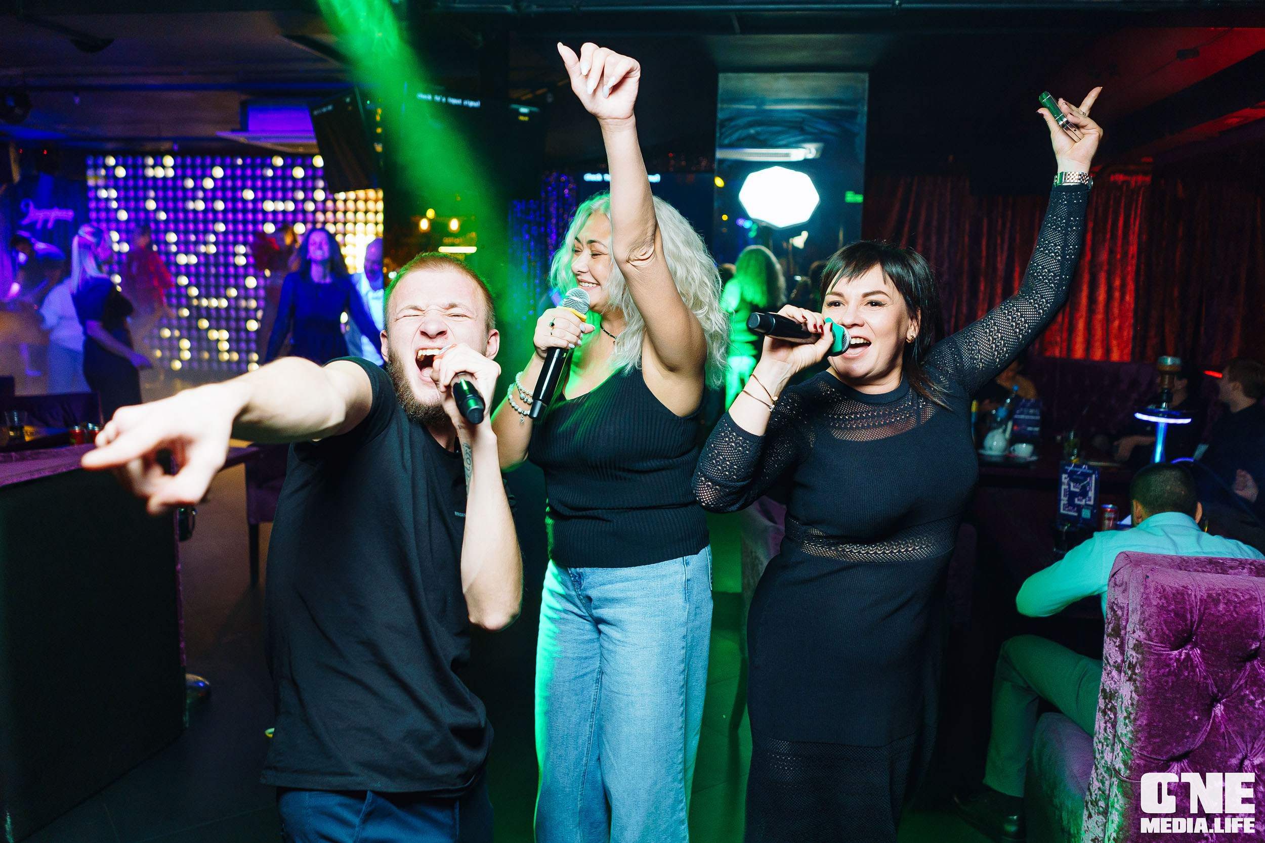 Фоторепортаж из караоке-клуба Эйфория. One Media Life: фоторепортажи, фотоотчеты с мероприятий и заведений