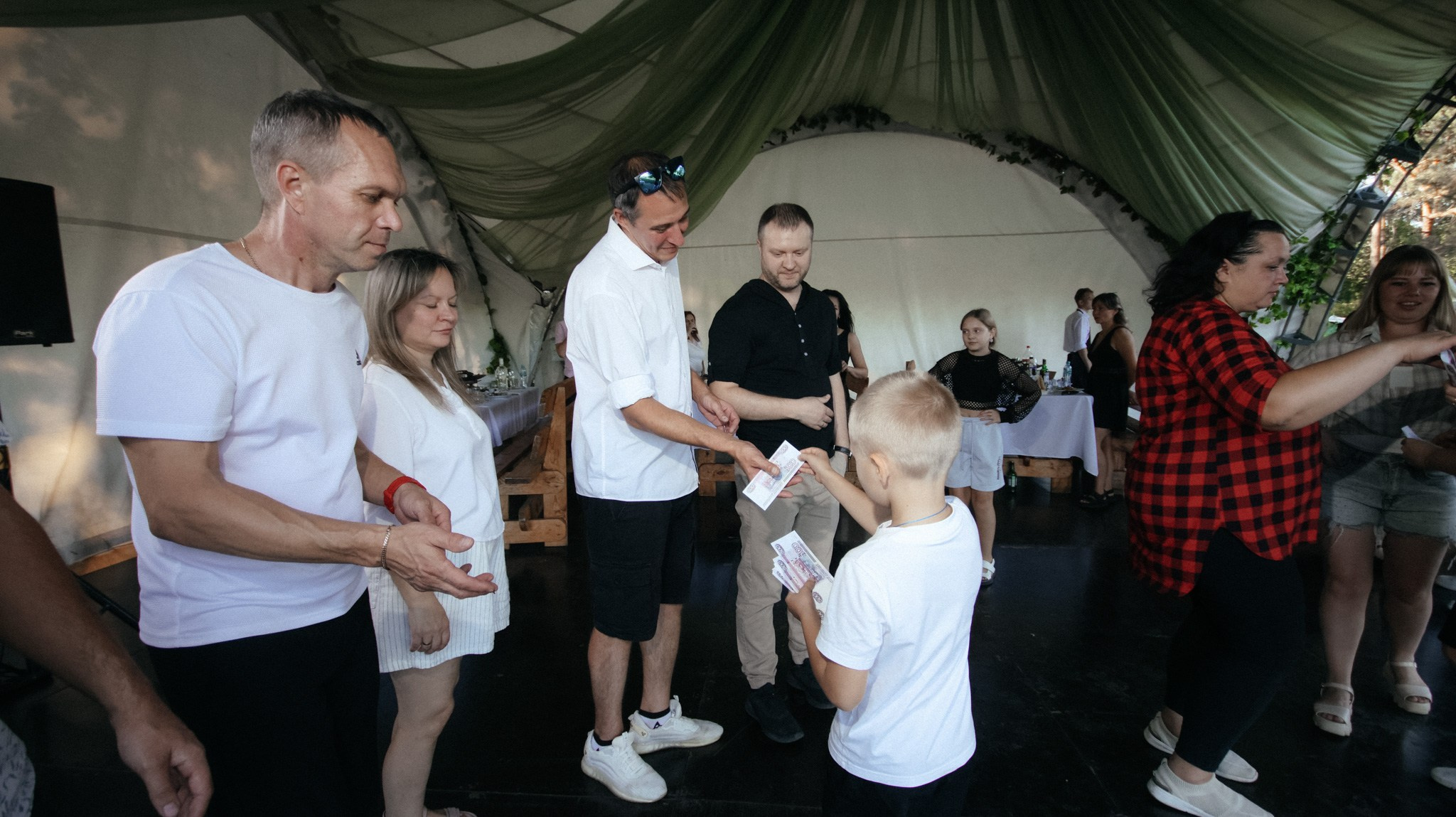 Фабрика Дверей. Свадебный и репортажный фотограф Дмитрий Кононенко