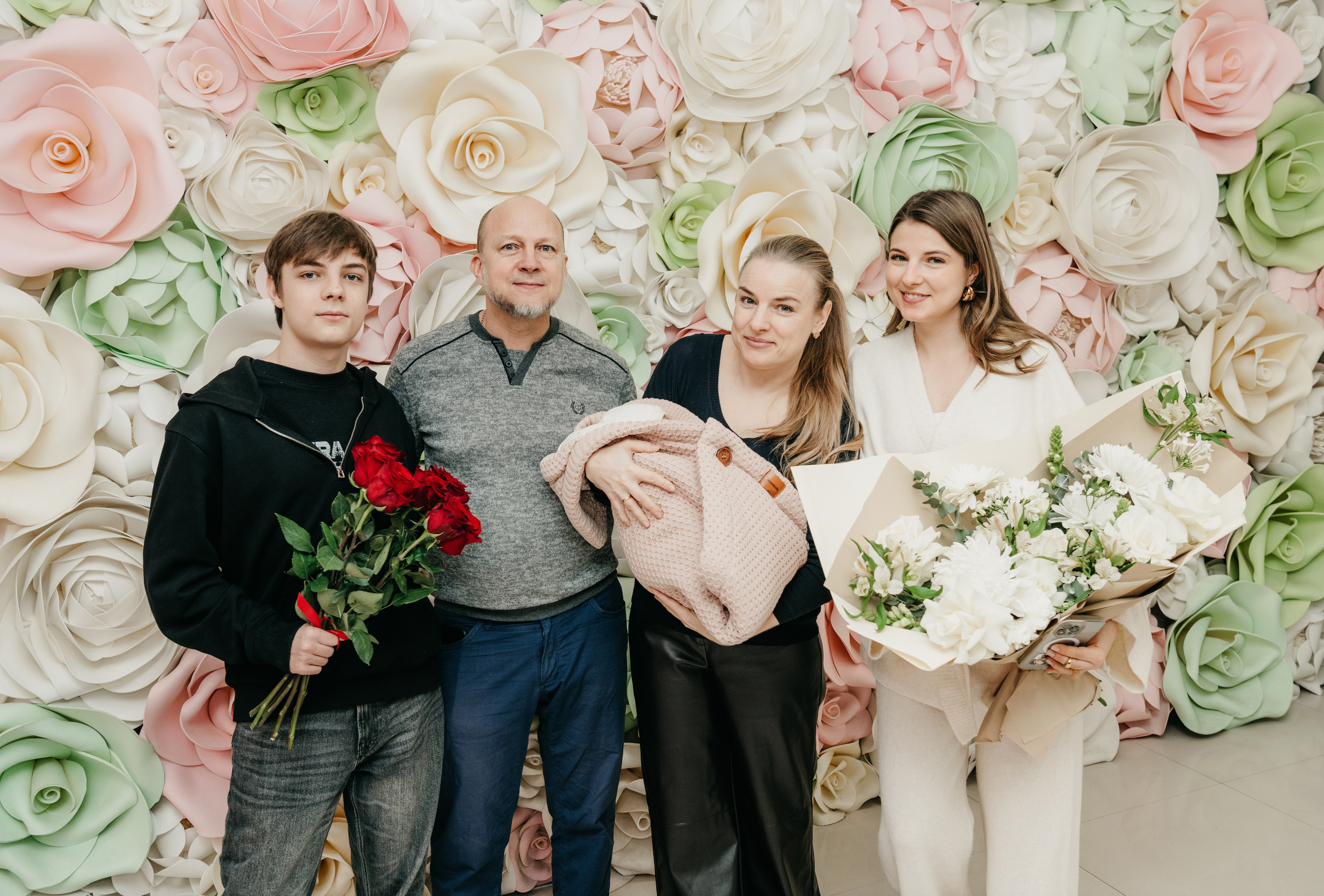 Выписка Софии. ГКБ 67. Фотограф на выписку из роддома в Москве и МО