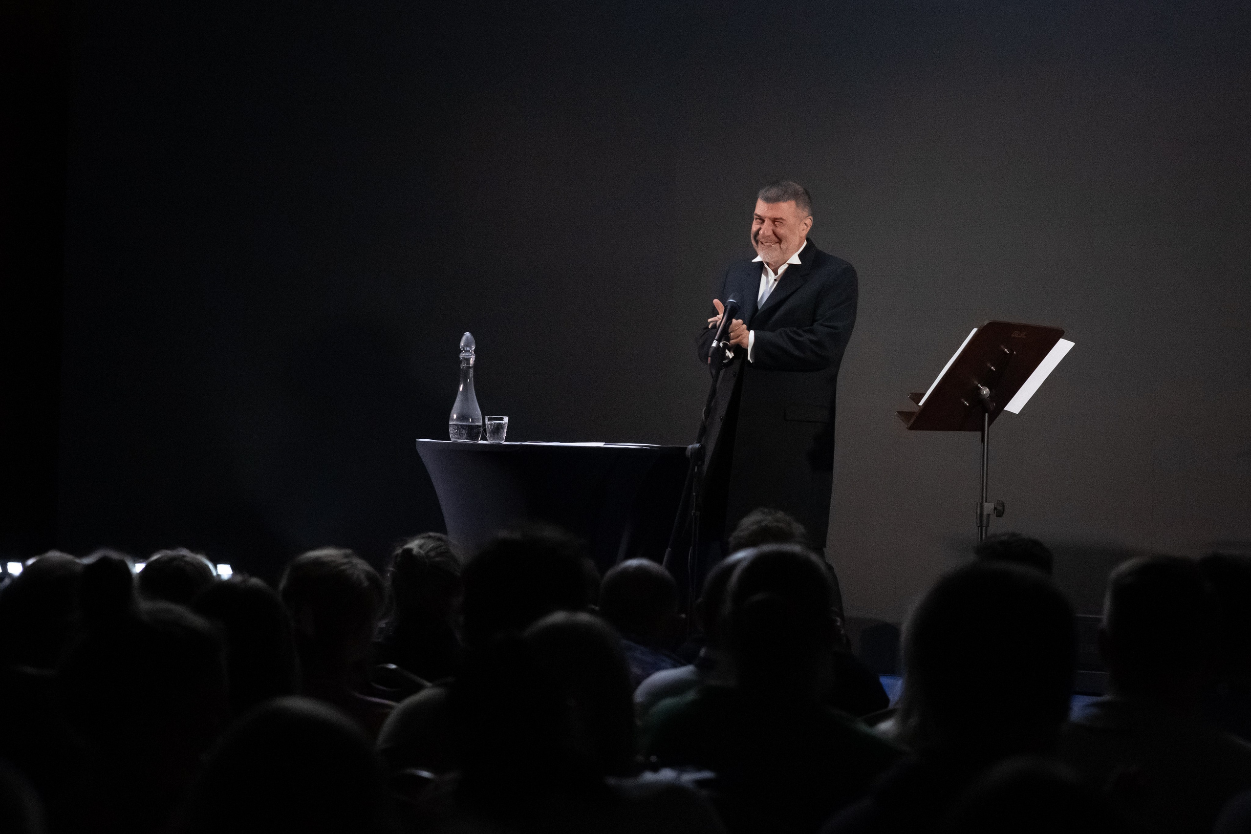 ЕВГЕНИЙ ГРИШКОВЕЦ [СПЕКТАКЛЬ]. Арина Тамочкина. Фотограф Краснодарю