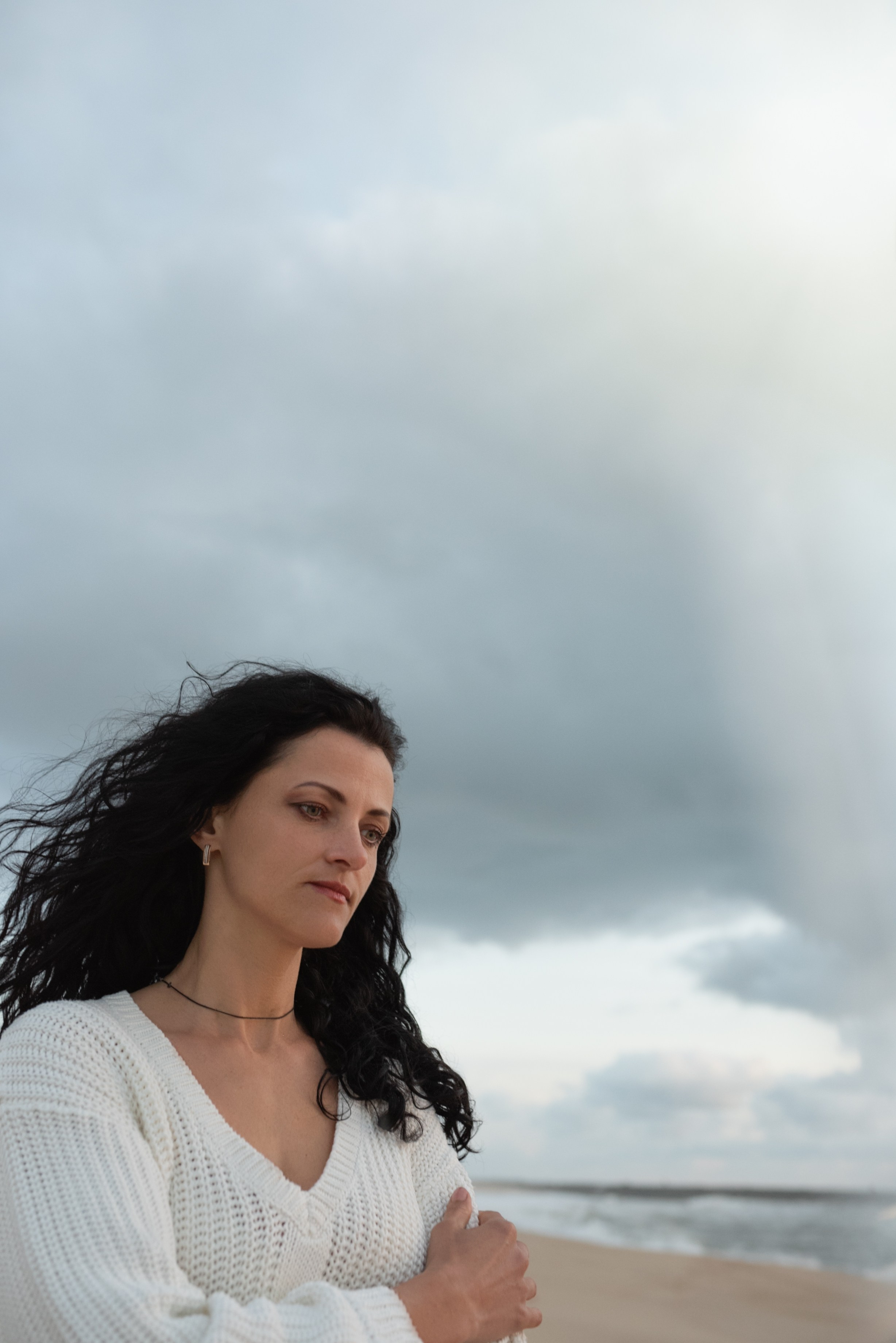 IRINA. Anastasiia Antoniuk portrait, family and couple photographer, Portugal