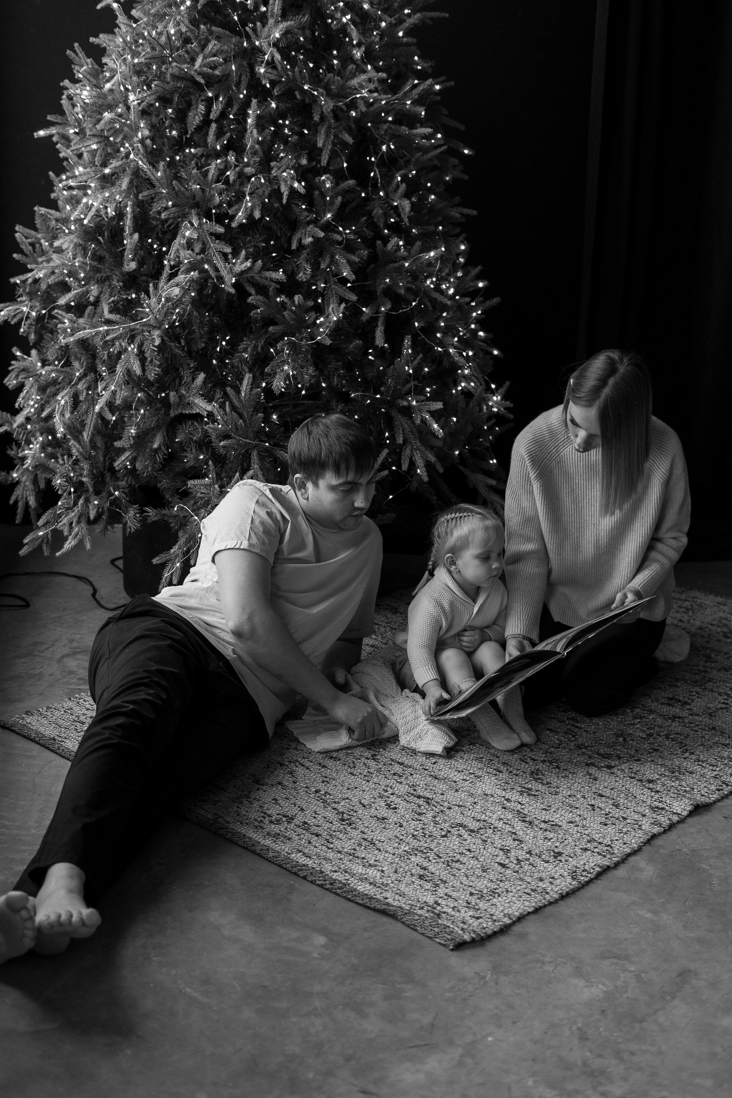 Виктория, Михаил, Миа. Новый год в тёмных тонах. Эстетичная фото- и видеосъёмка Ирина Арсентьева. Челябинск и весь мир