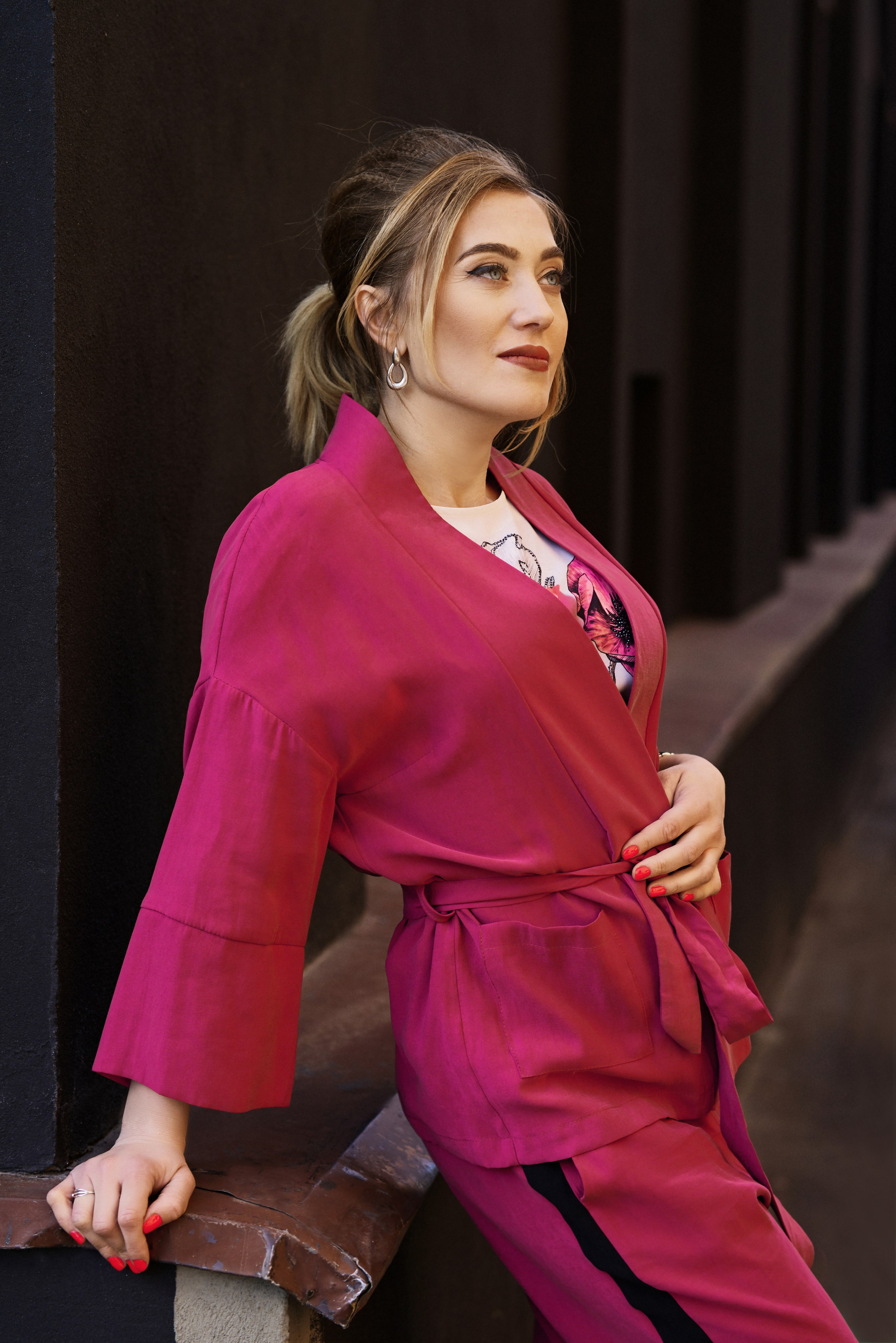 Фотосессия на улице. Фотограф Москва: тематическая фотосессия с подбором образа