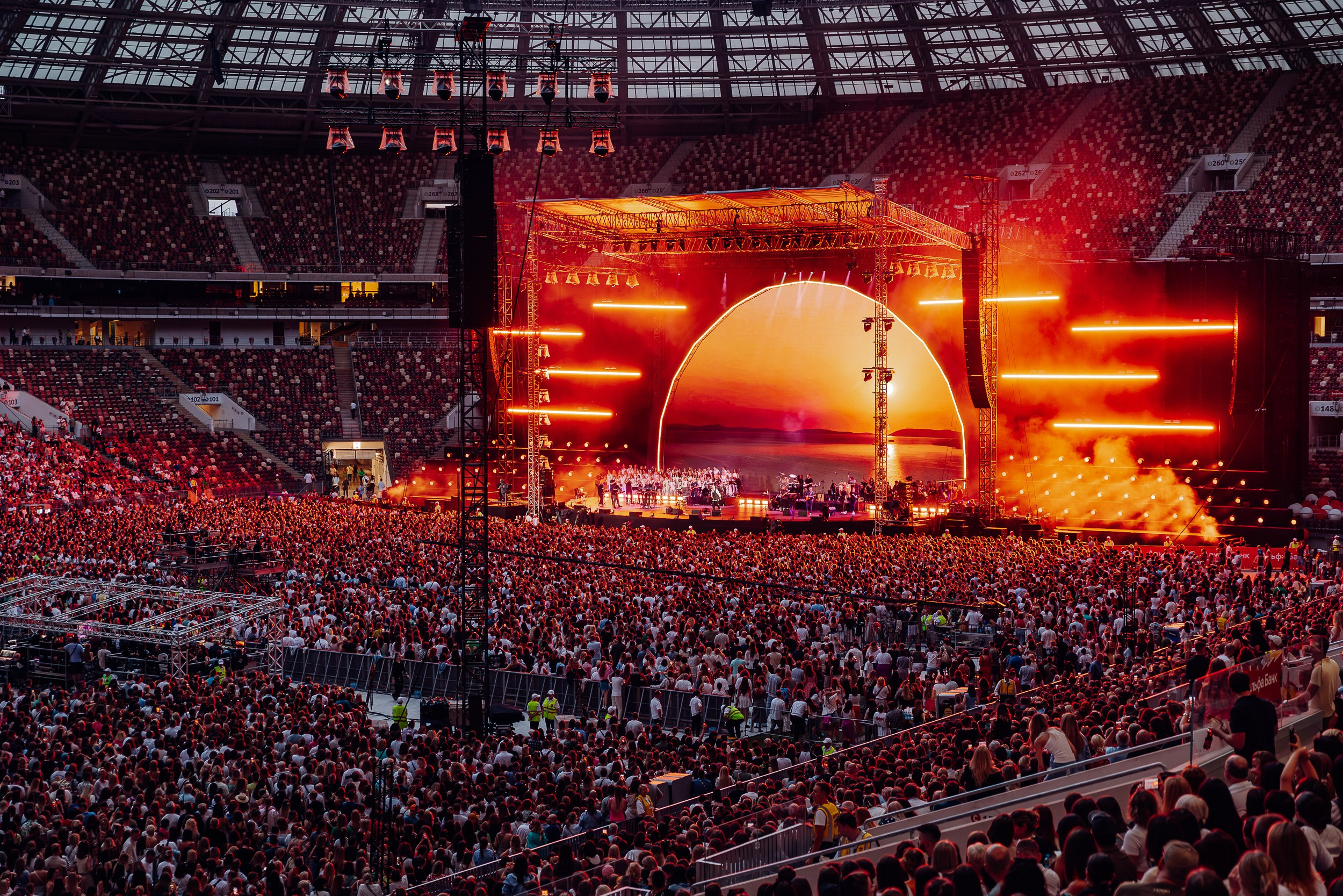 ЛЕОНИД АГУТИН / МОСКВА / 2024. OOPS