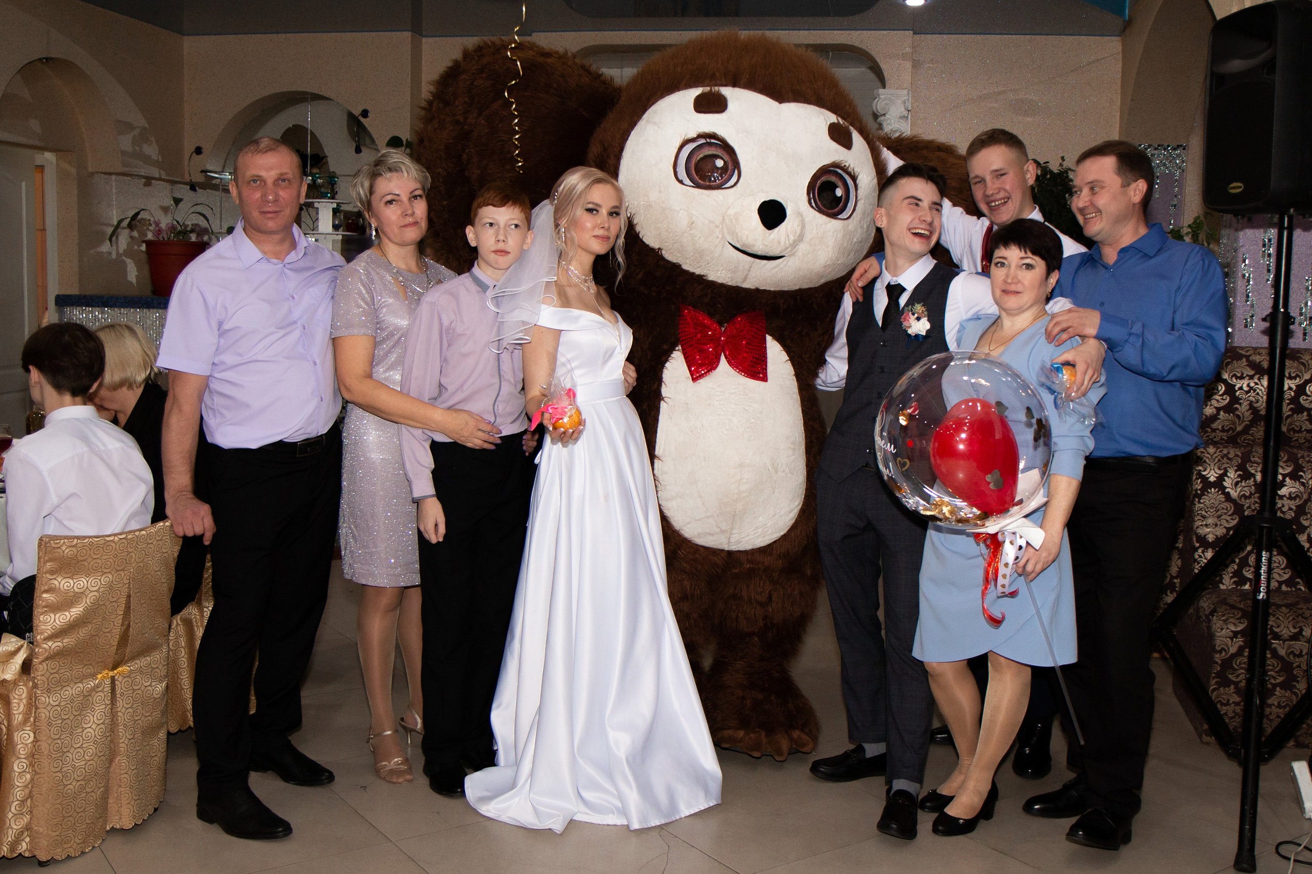 Свадебная фотосессия в Шелехове. Фотограф в Шелехове, лучшие выпускные альбомы в Шелехове