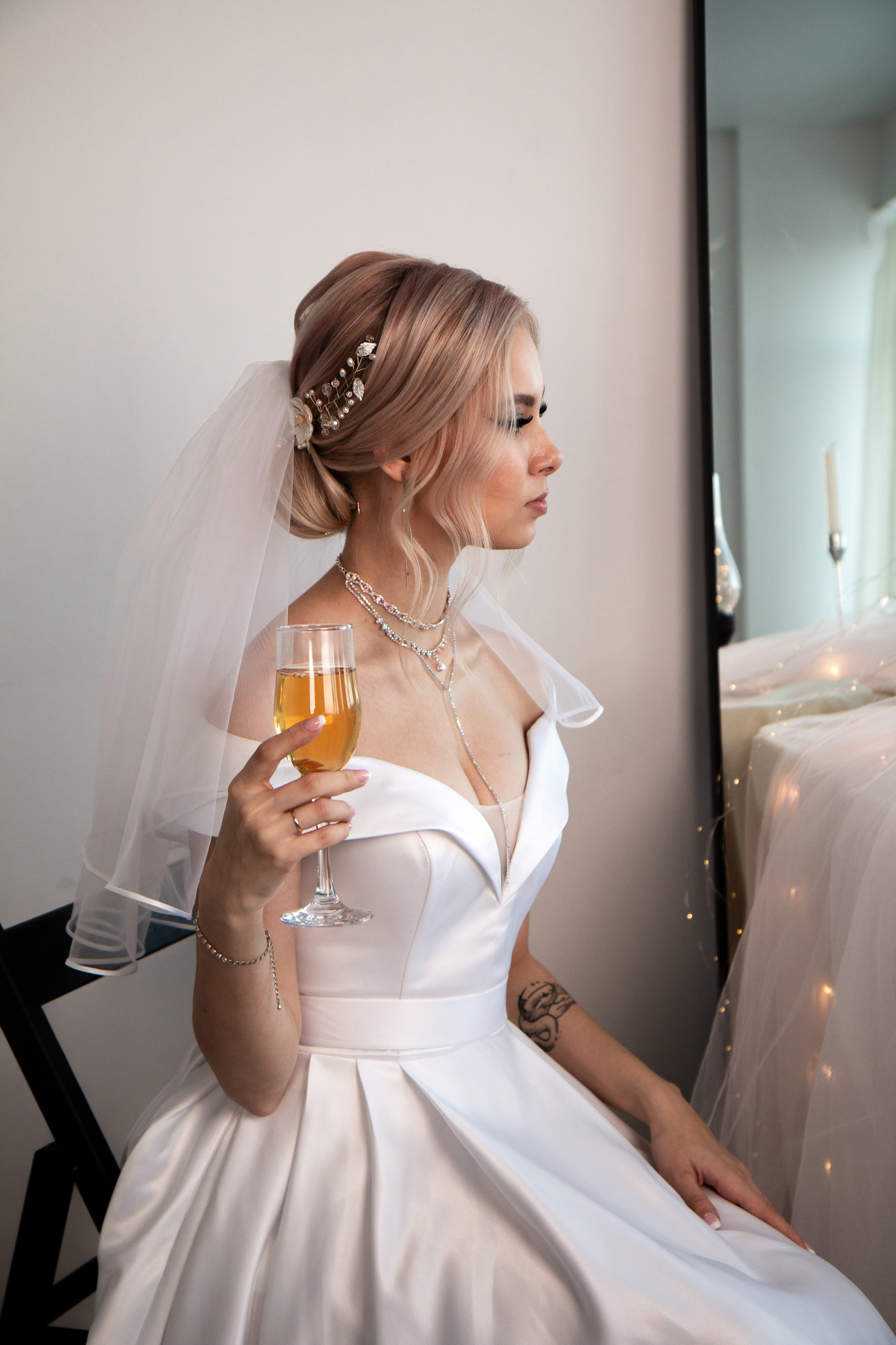 Свадебная фотосессия в Шелехове. Фотограф в Шелехове, лучшие выпускные альбомы в Шелехове