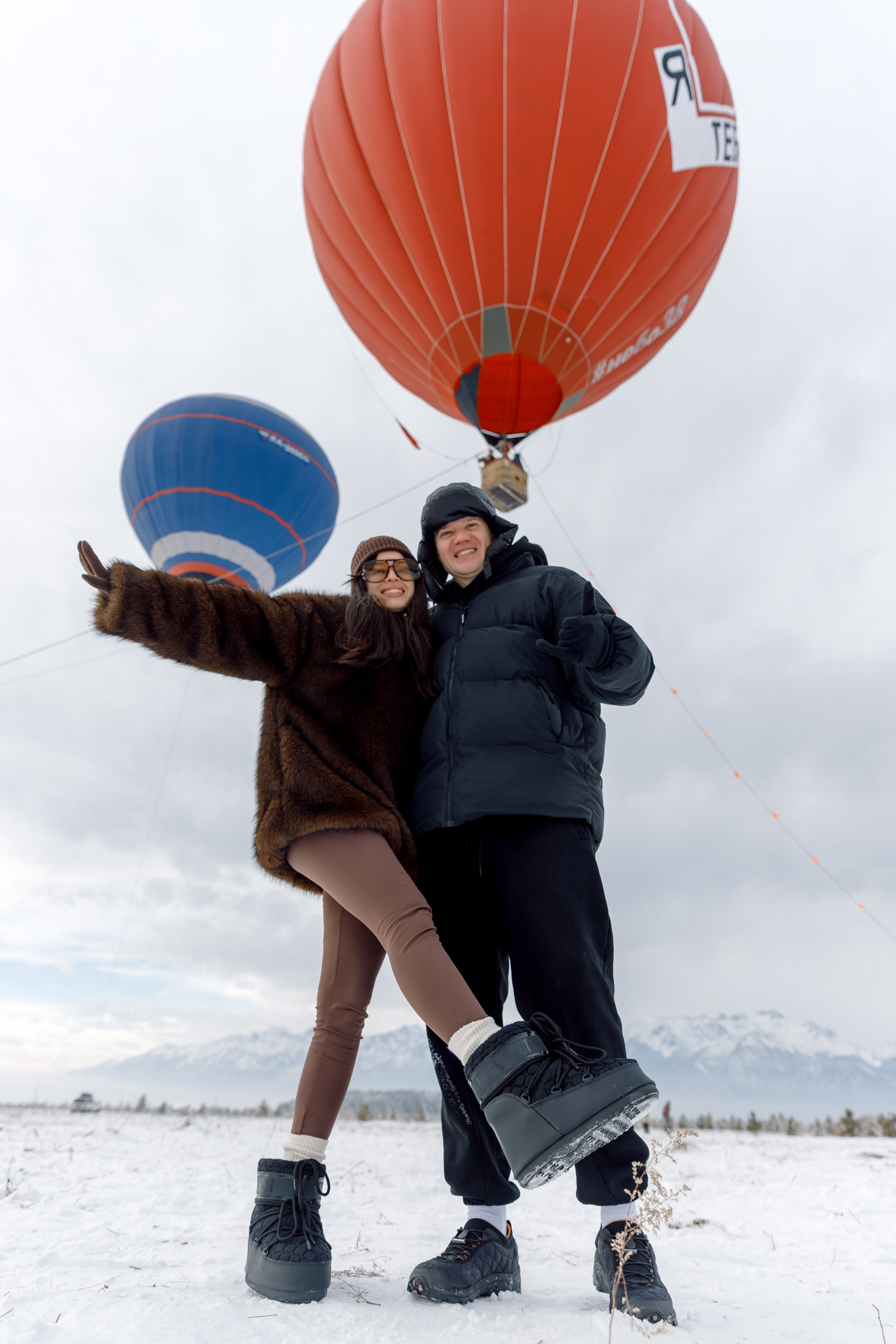 ЯБЛОКИ НА СНЕГУ. Свадебный фотограф Иркутск, репортажный фотограф Иркутск
