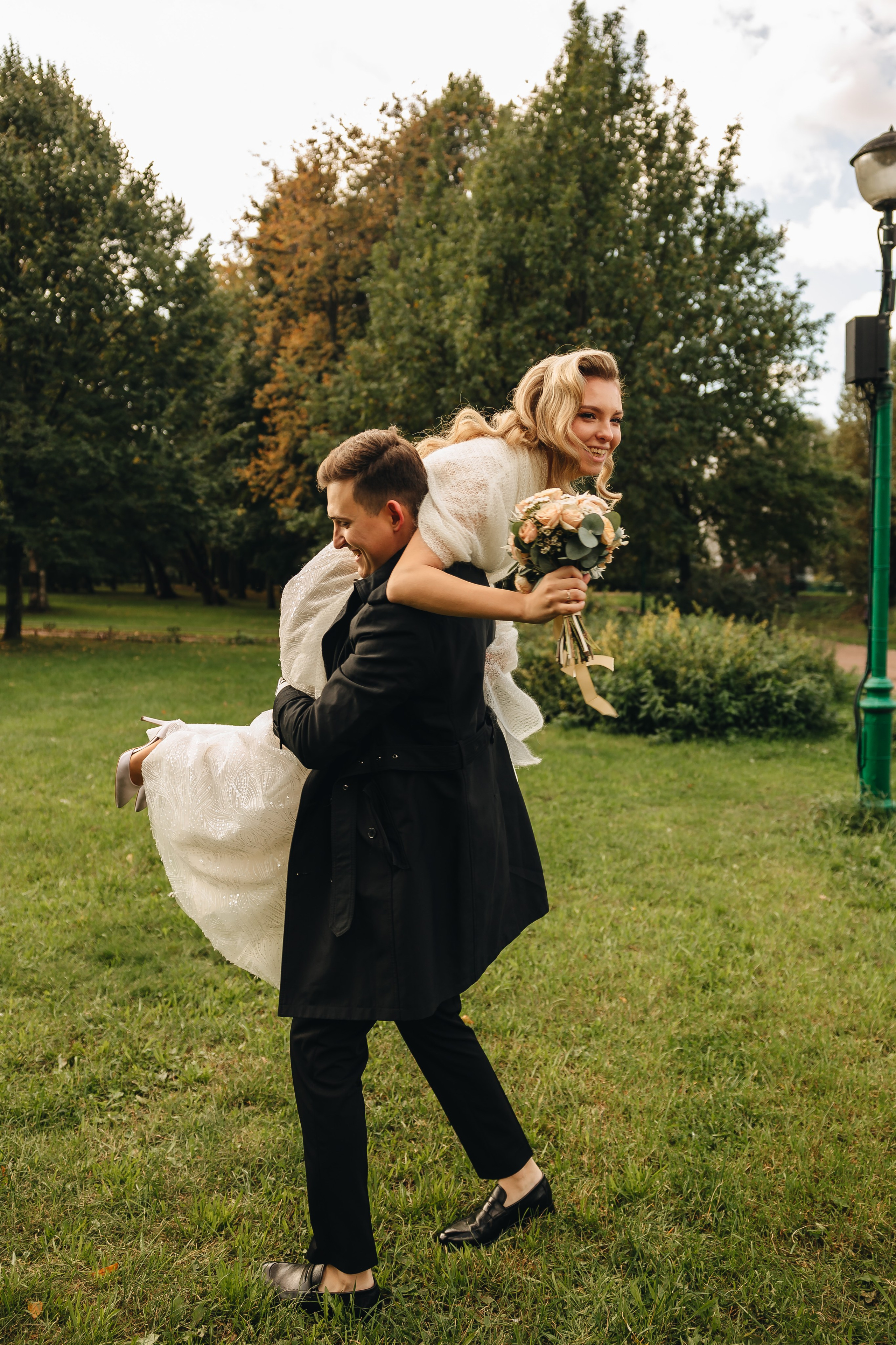 Роман и Александра. Свадебный фотограф и видеограф — Сергей и Дарья