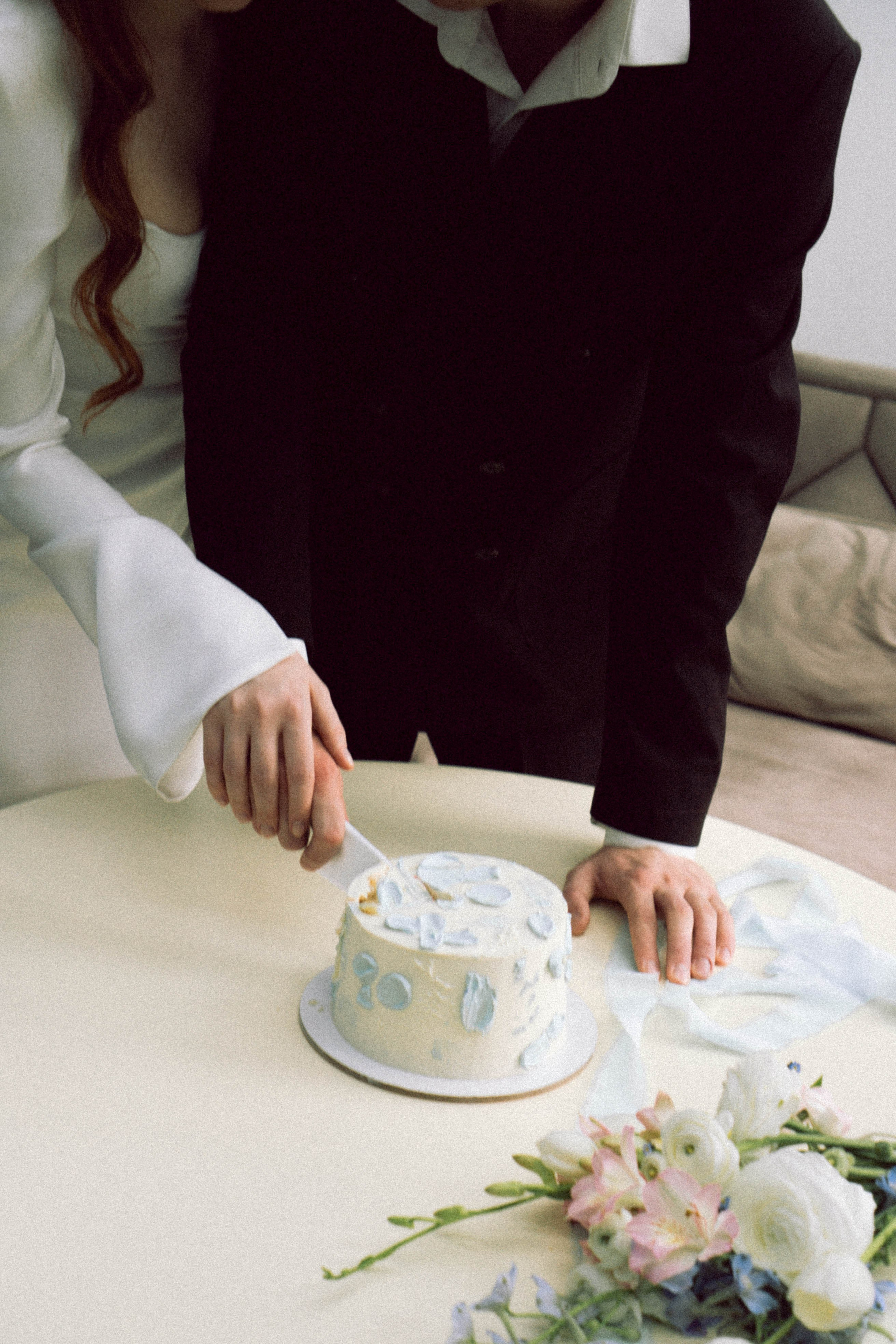 СВАДЕБНАЯ СЬЕМКА В ОТЕЛЕ. СБОРЫ ЖЕНИХА И НЕВЕСТЫ И ТАКЖЕ ТОР И ПОДГОТОВКА К ПРОГУЛКЕ. Профессиональный фотограф, Санкт-Петербург — Виктория Богомолова