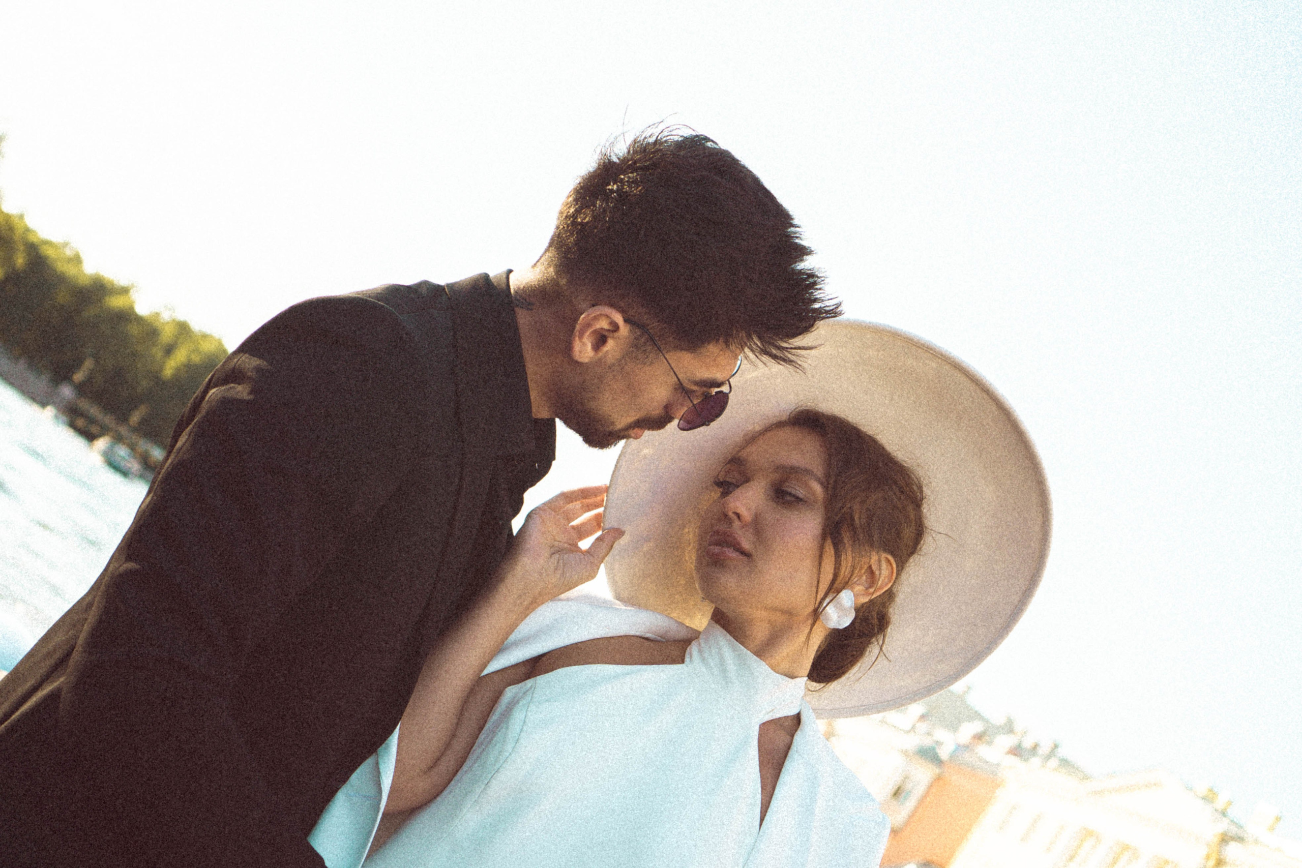 СВАДЕНБНАЯ СЬЕМКА НА КАТЕРЕ ПО КАНАЛАМ САНКТ-ПЕТЕРБУРГА И В АКВАТОРИИ НЕВЫ. Профессиональный фотограф, Санкт-Петербург — Виктория Богомолова