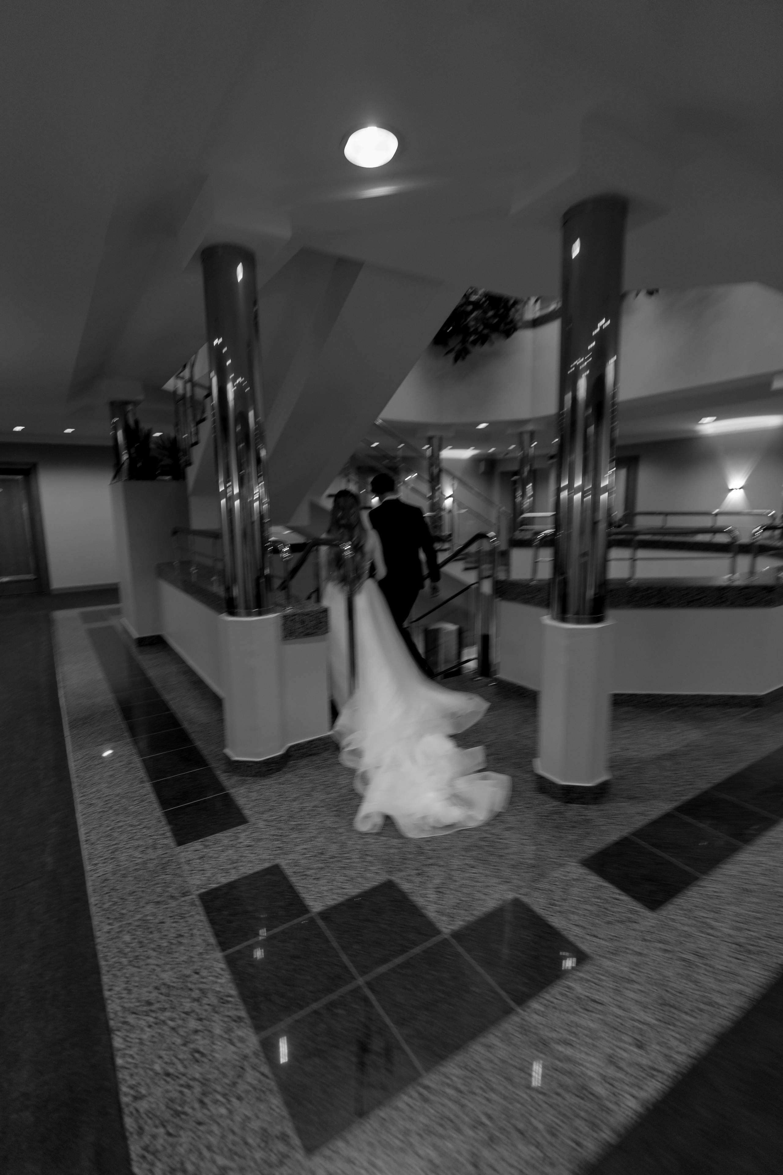 СВАДЕБНАЯ СЬЕМКА СБОРОВ В ОТЕЛЕ И ВЫЕЗД НА ЦЕРЕМОНИЮ (СНЯТО В СИБИРЕ В НИЖНЕВАРТОВСКЕ). Профессиональный фотограф, Санкт-Петербург — Виктория Богомолова